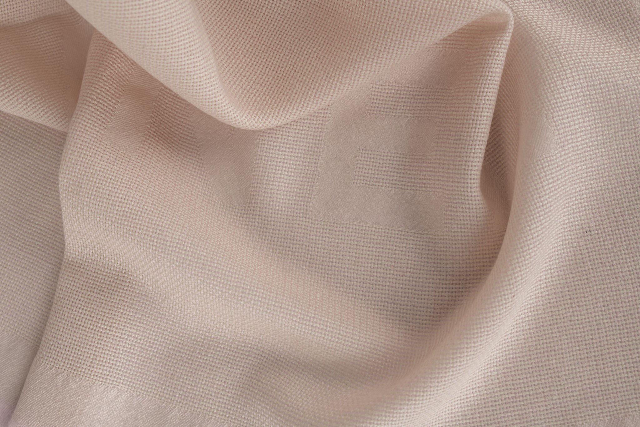 Women's Chanel New Cashmere Powder Pink Shawl For Sale