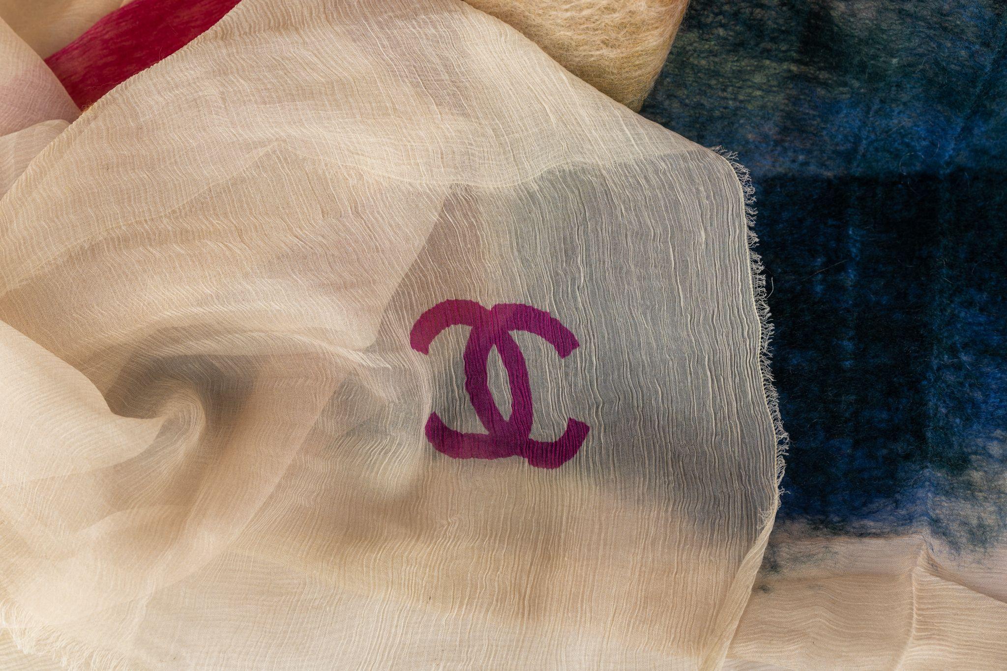 Chanel New Cashmere Shawl Multicolor In New Condition For Sale In West Hollywood, CA