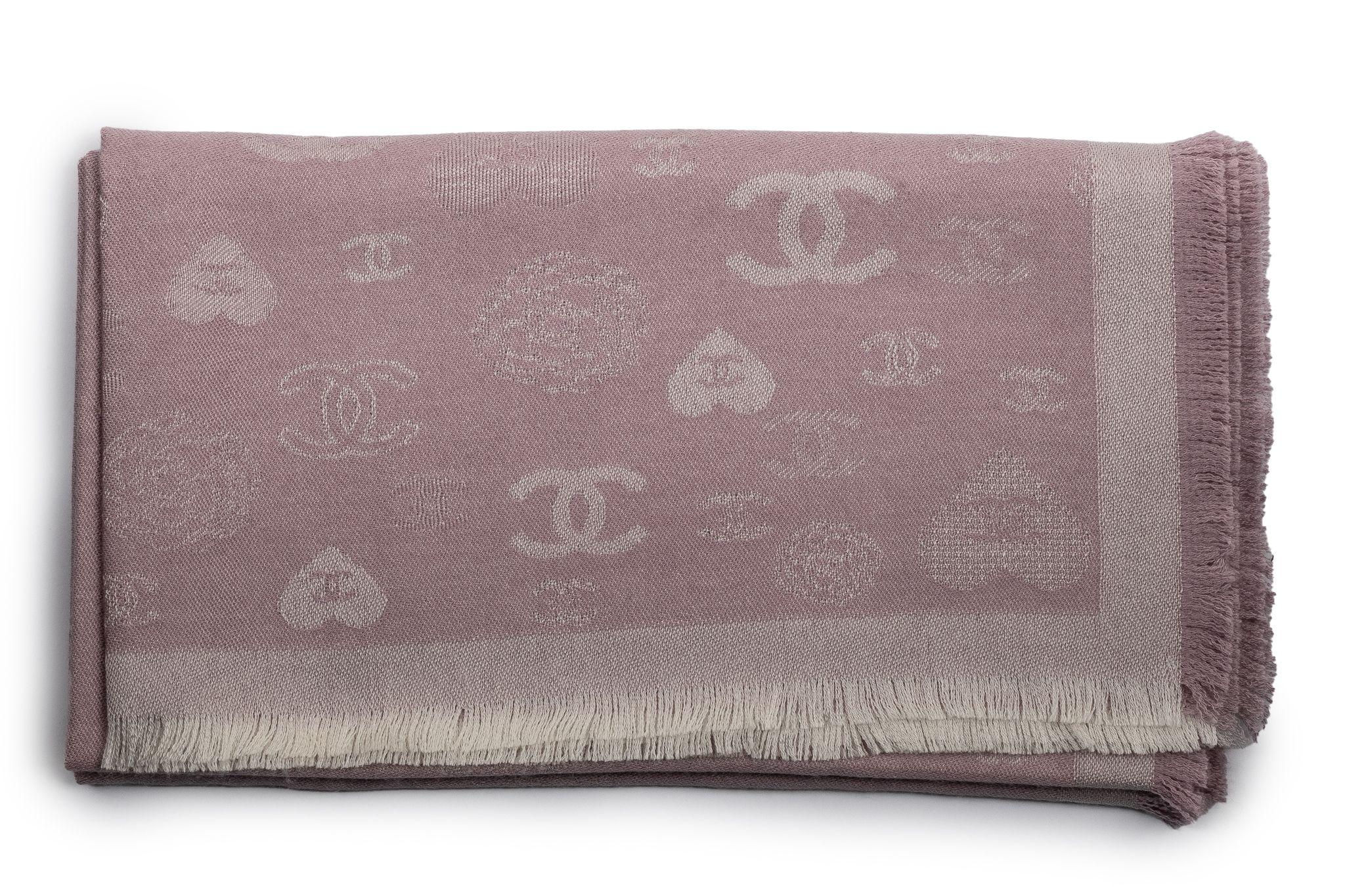 Chanel New Cashmere Shawl Pink For Sale 1