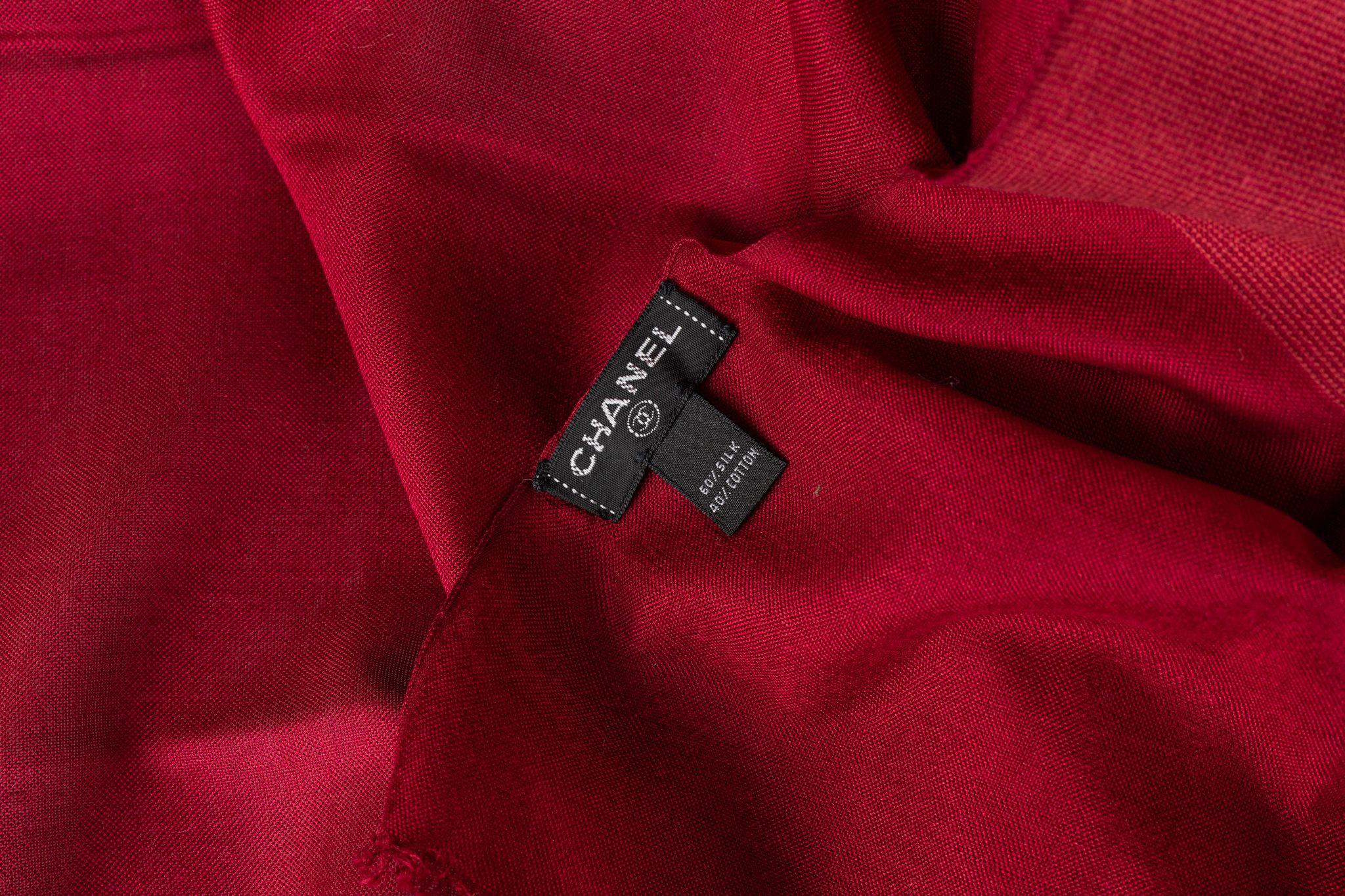 Chanel Nuevo Chal Cachemira Rojo en venta 2