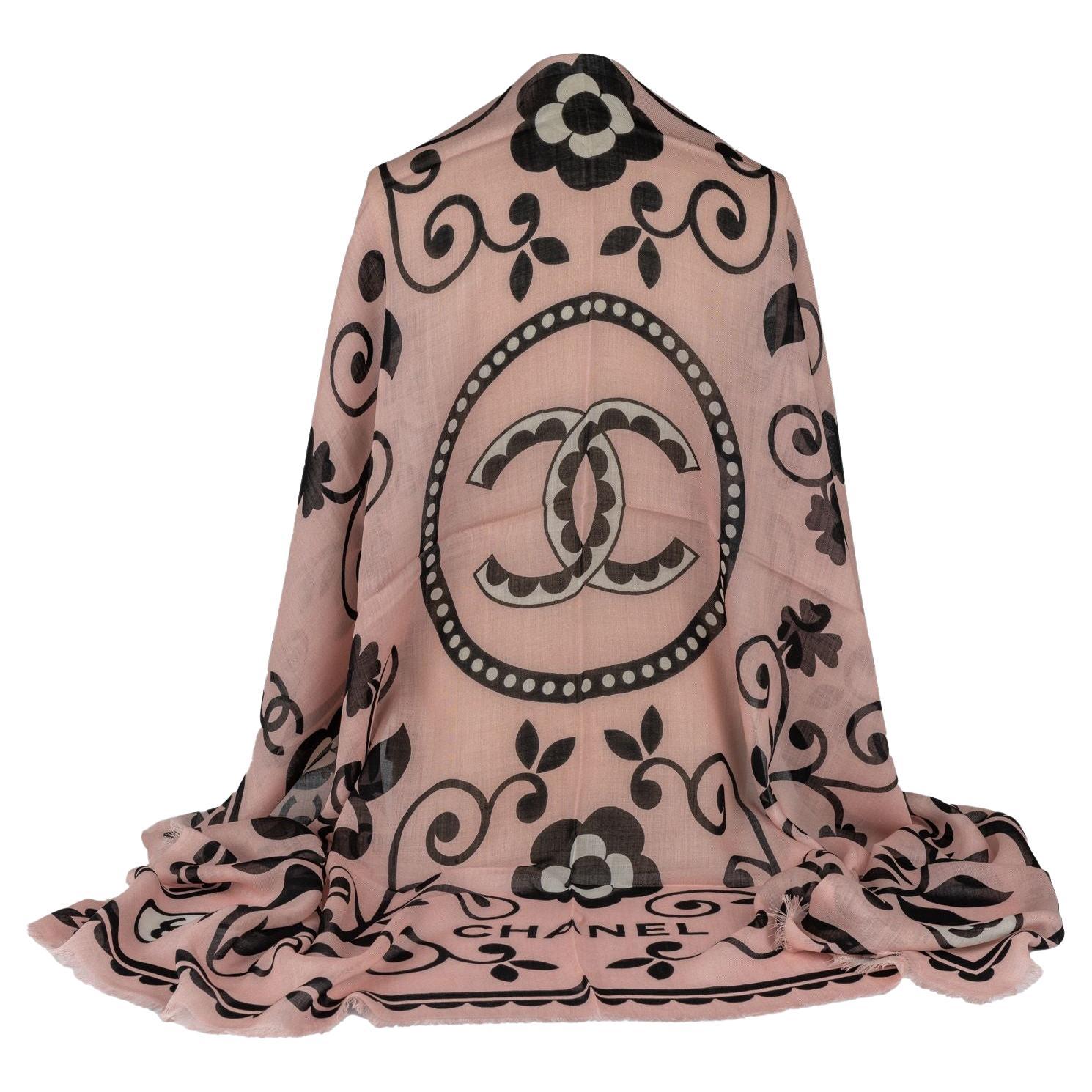 Chanel New Cashmere Shawl Rosé For Sale