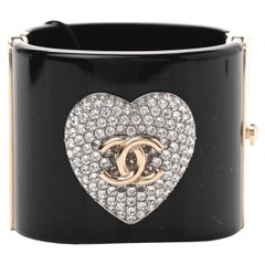 CHANEL NEW CC Black Resin Crystal Heart Gold Metal Evening Cuff Bangle Bracelet