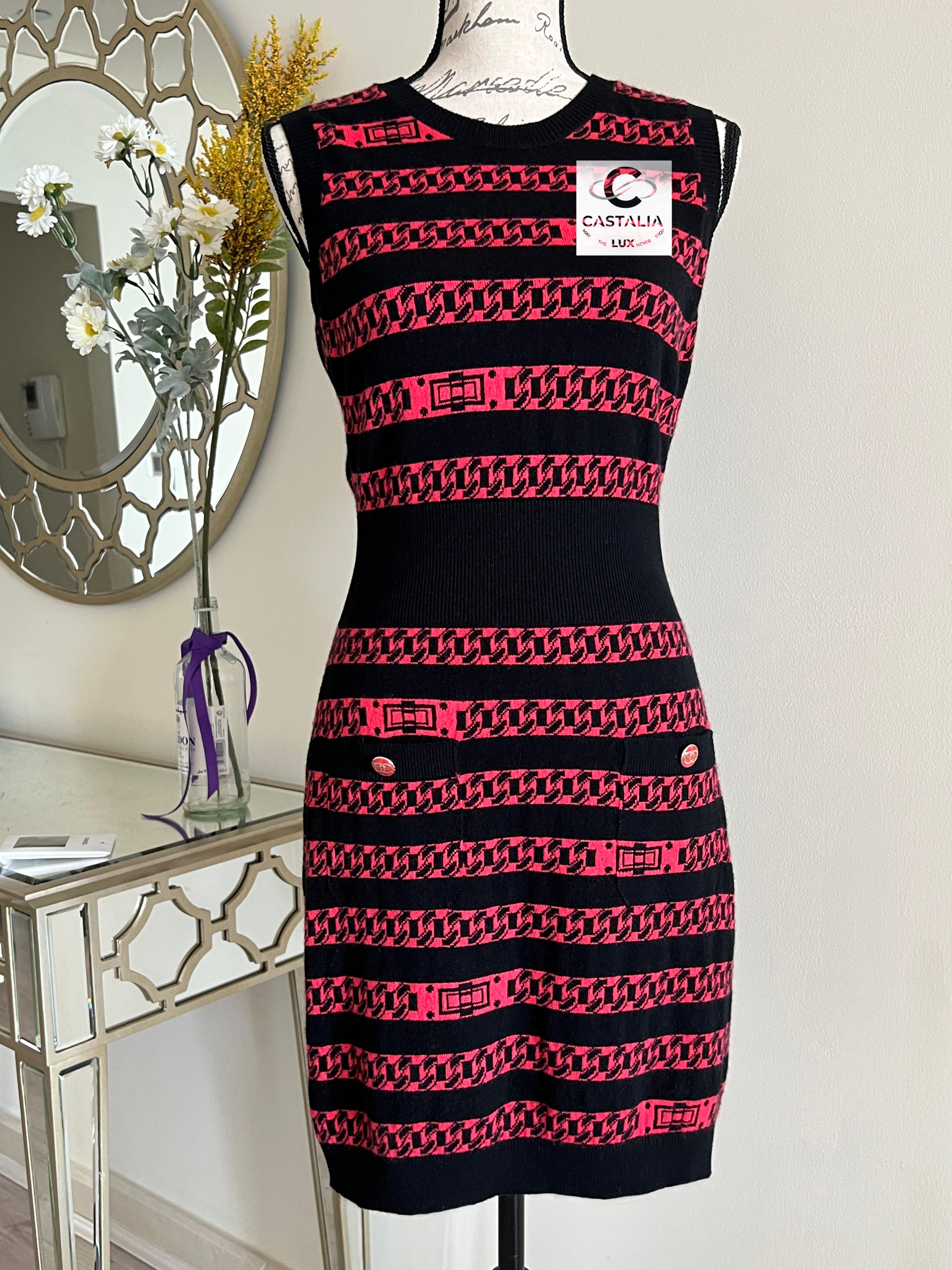 Noir Chanel Nouveau CC boutons chaîne motif maillons en cachemire 40 FR en vente