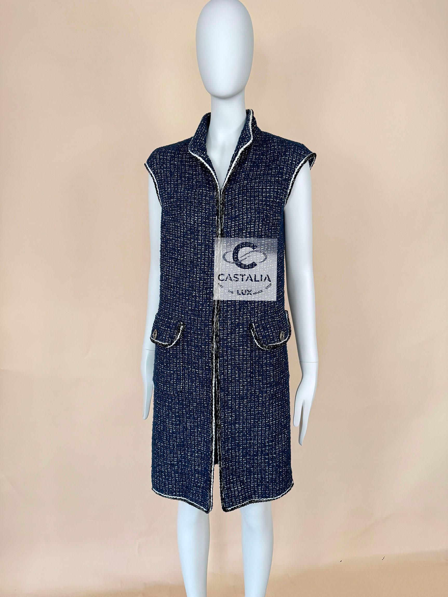 Purple Chanel New CC Buttons Iridescent Tweed Jacket Vest 34 FR For Sale