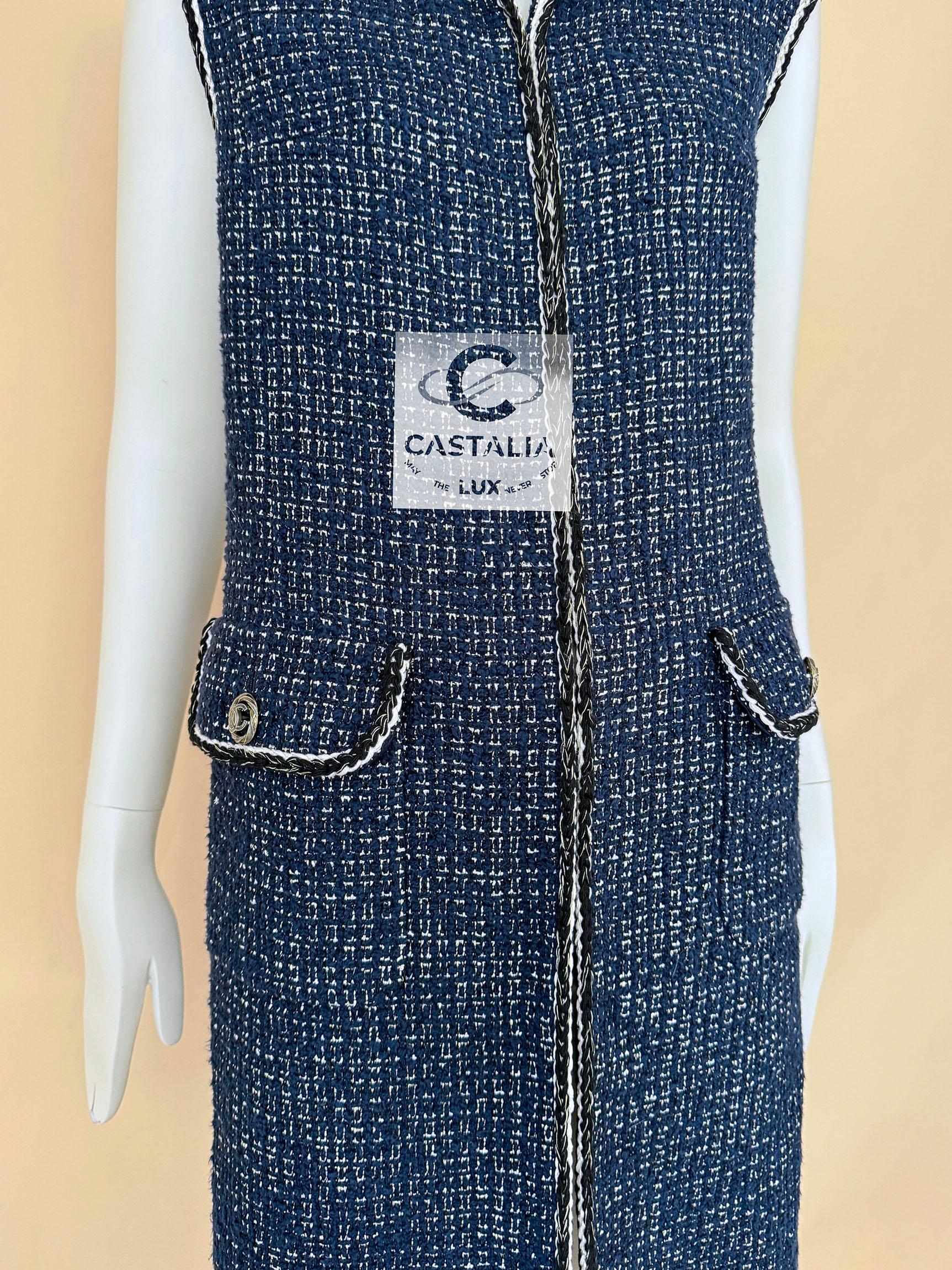 Chanel New CC Buttons Iridescent Tweed Jacket Vest 34 FR For Sale 1