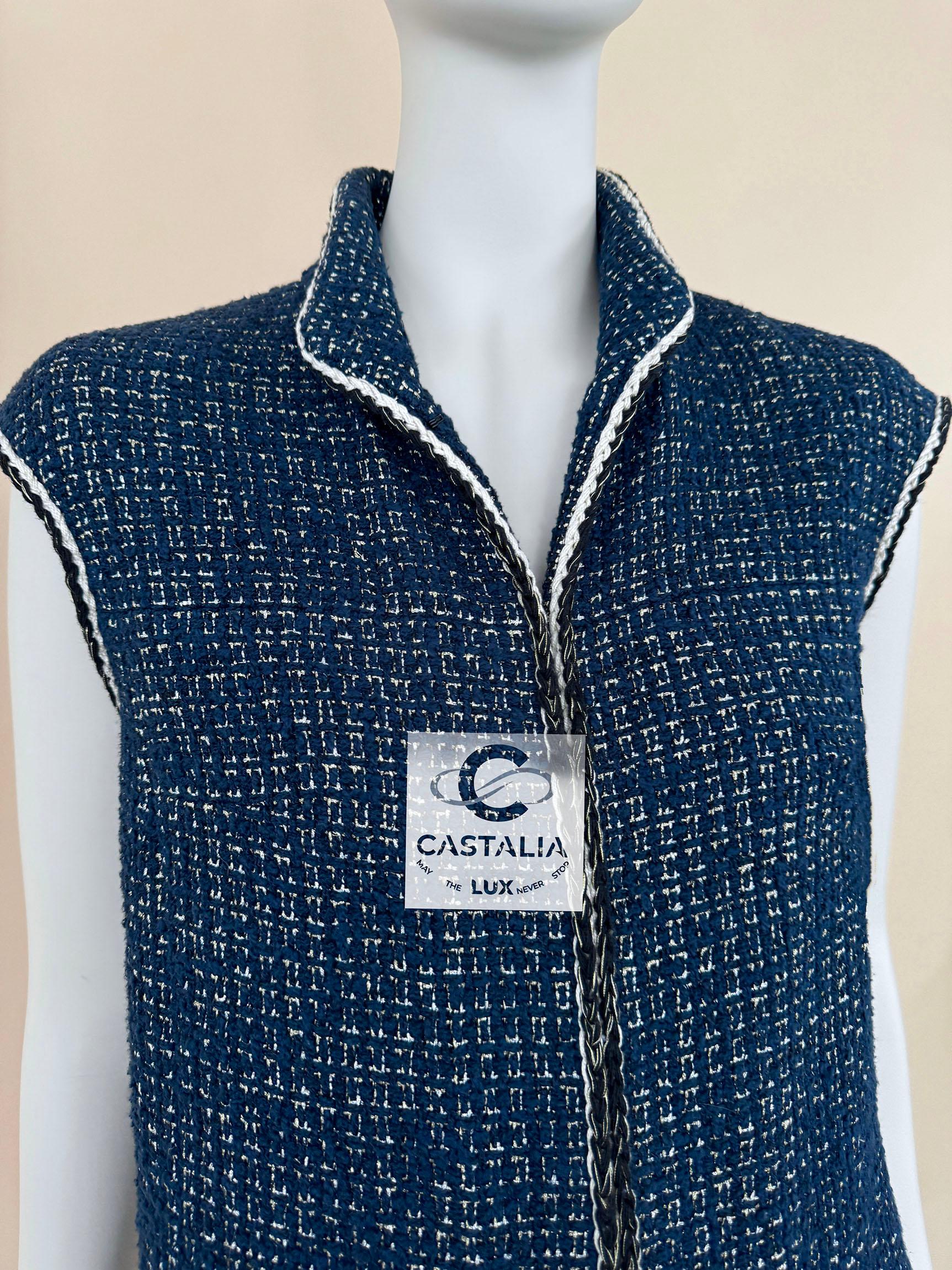Chanel New CC Buttons Iridescent Tweed Jacket Vest 34 FR For Sale 2