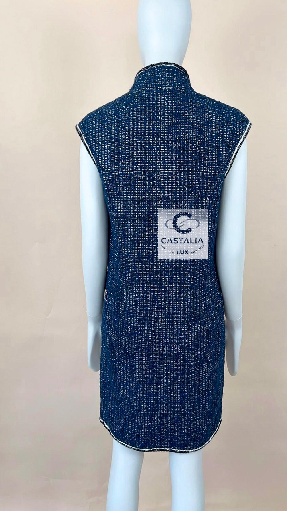 Chanel New CC Buttons Iridescent Tweed Jacket Vest 34 FR For Sale 4
