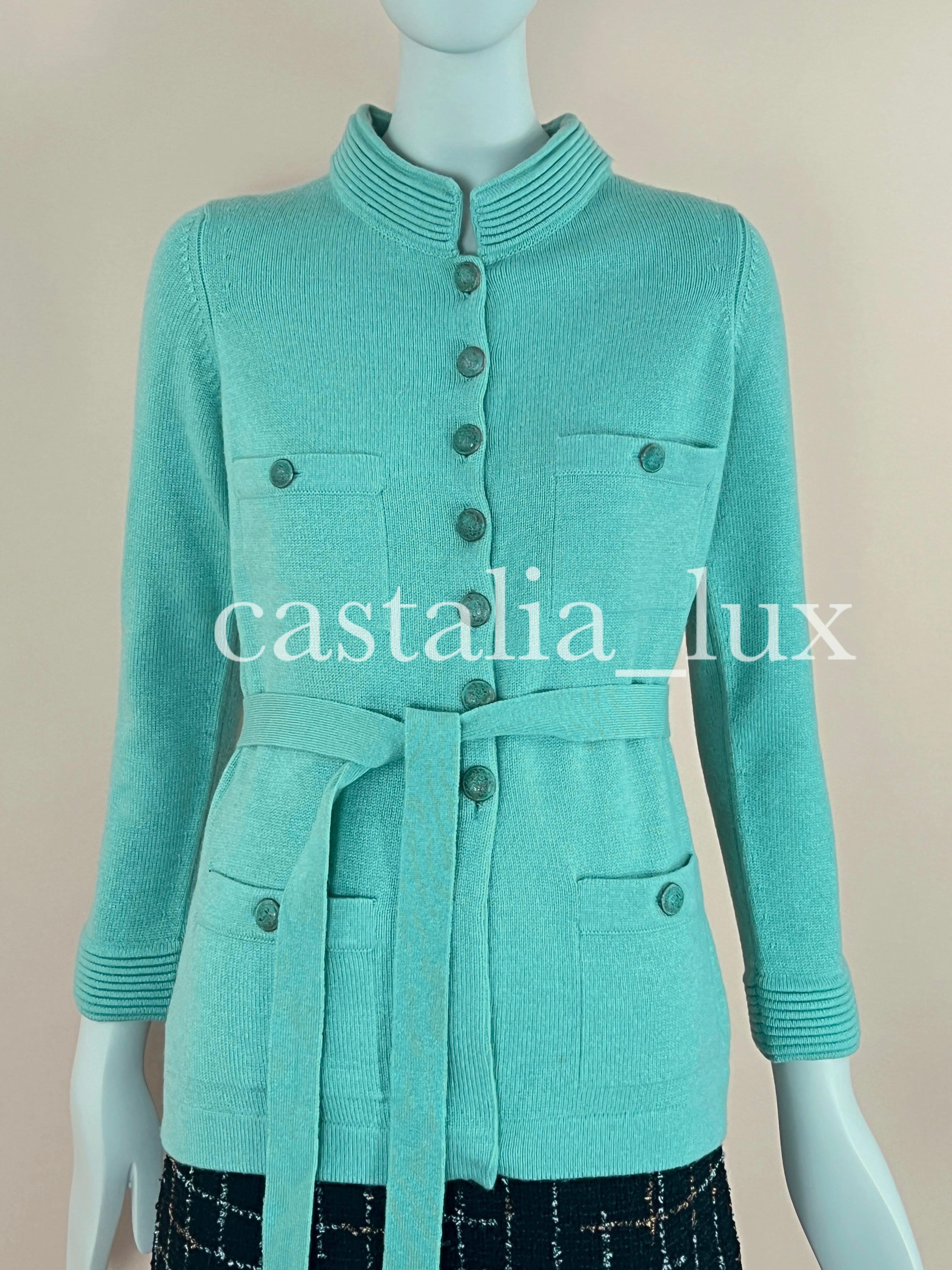 Chanel New CC Buttons Turquoise Cashmere Jacket In New Condition For Sale In Dubai, AE