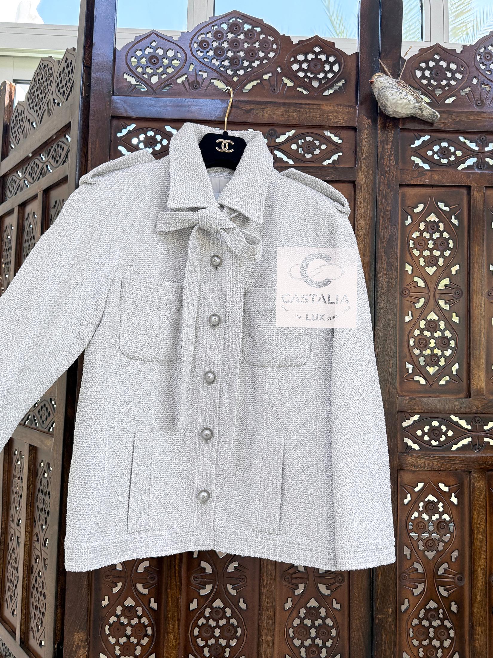 Chanel Neue silbergraue Tweed-Jacke mit Schleife 42 FR 5