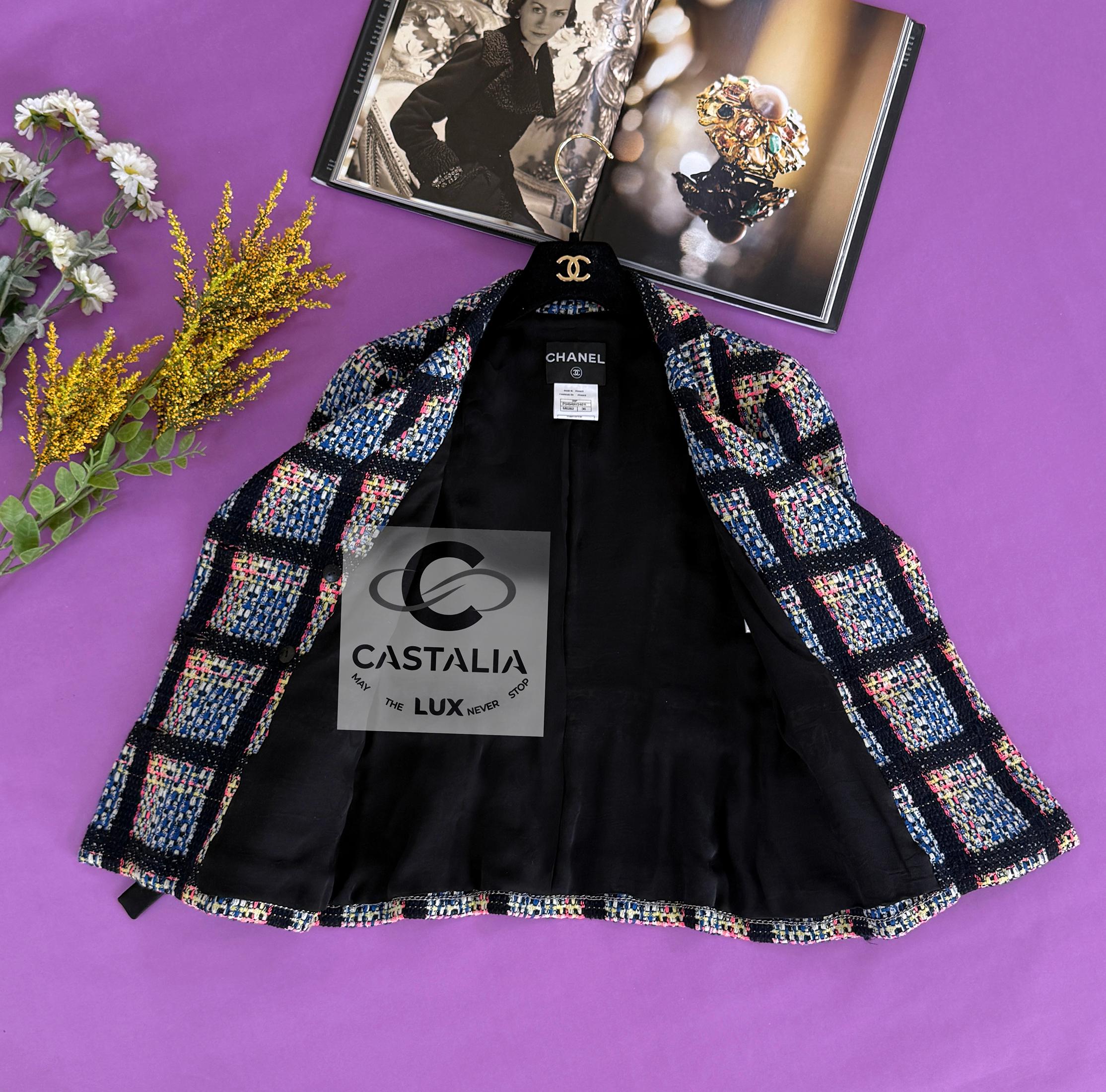 Chanel New CC Camellias Buttons Tweed Jacket with Bows 36 FR For Sale 7