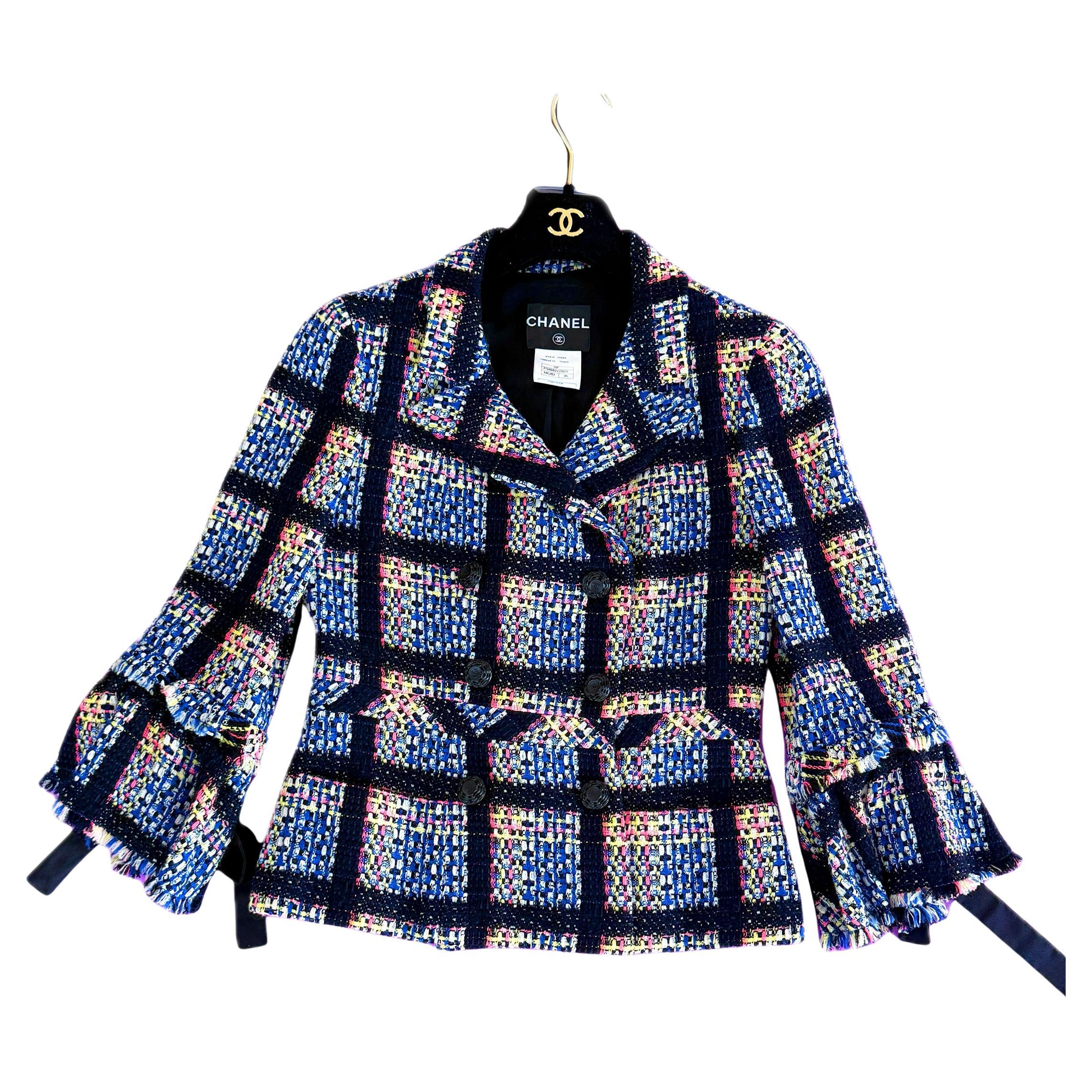 Chanel New CC Camellias Buttons Tweed Jacket with Bows 36 FR For Sale