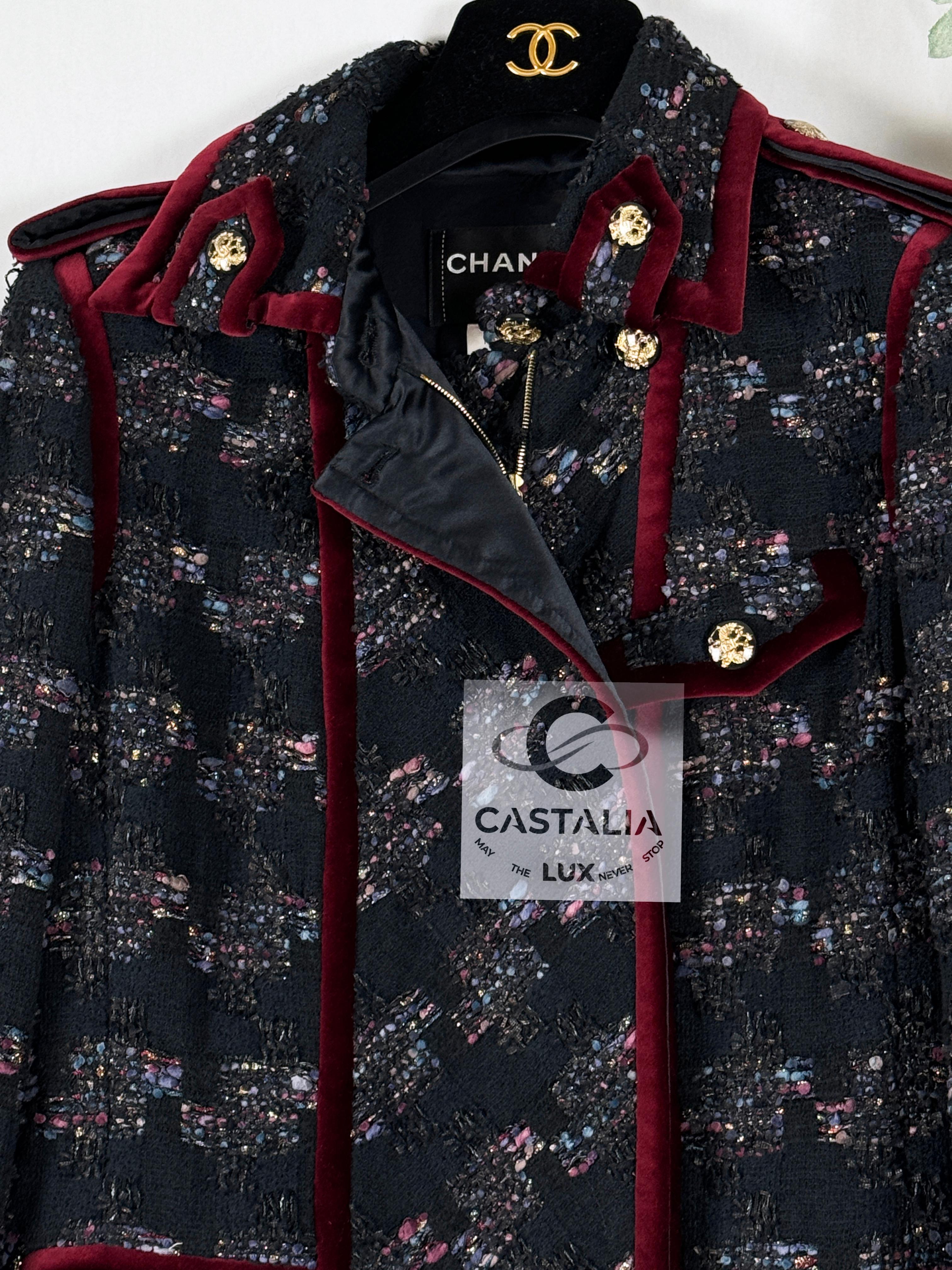Chanel New CC Eagle Buttons Black Tweed Jacket 7