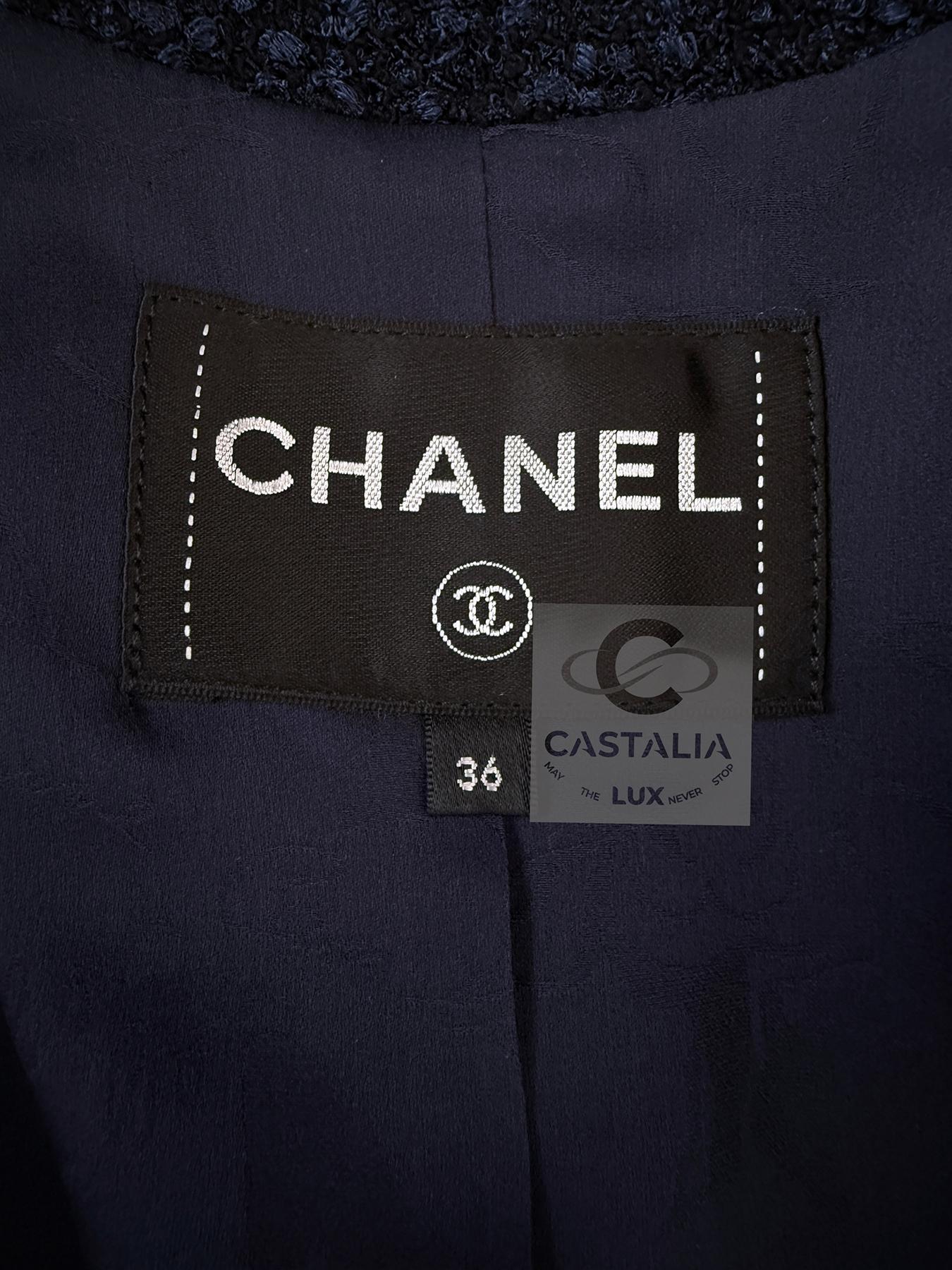 Chanel New CC Giant Buttons Navy Tweed Jacket 36 FR 7