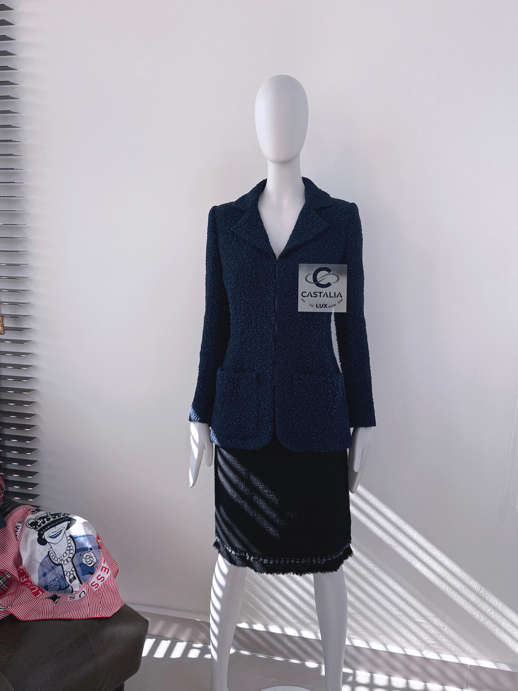Black Chanel New CC Giant Buttons Navy Tweed Jacket 36 FR For Sale