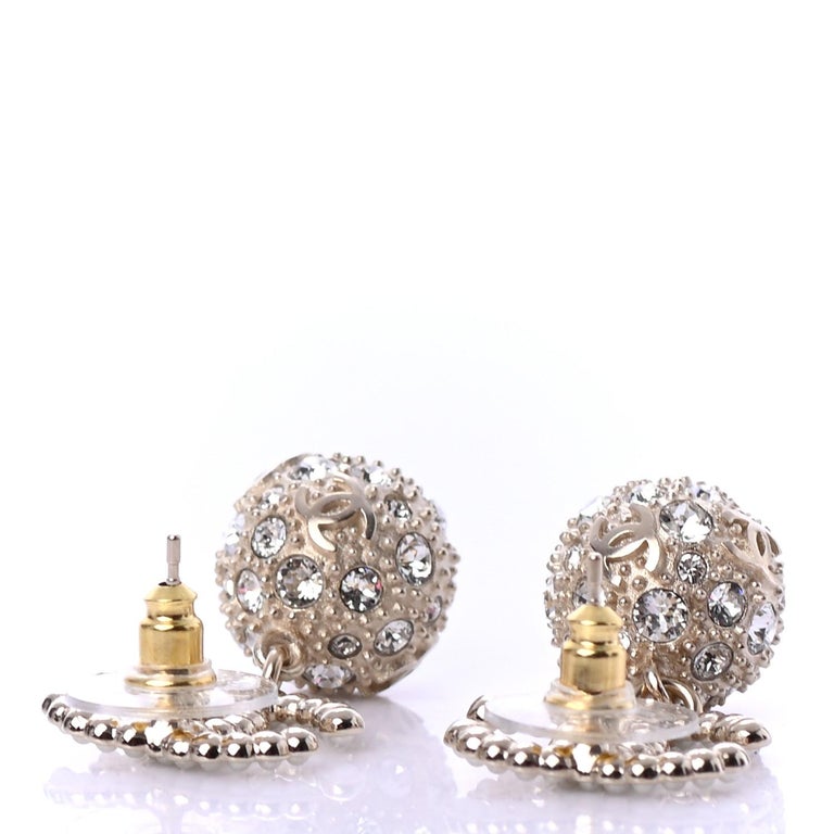 Chanel Earrings CC Seashell Drop Earrings, Gold Hardware with Rhinestones,  New in Box GA001