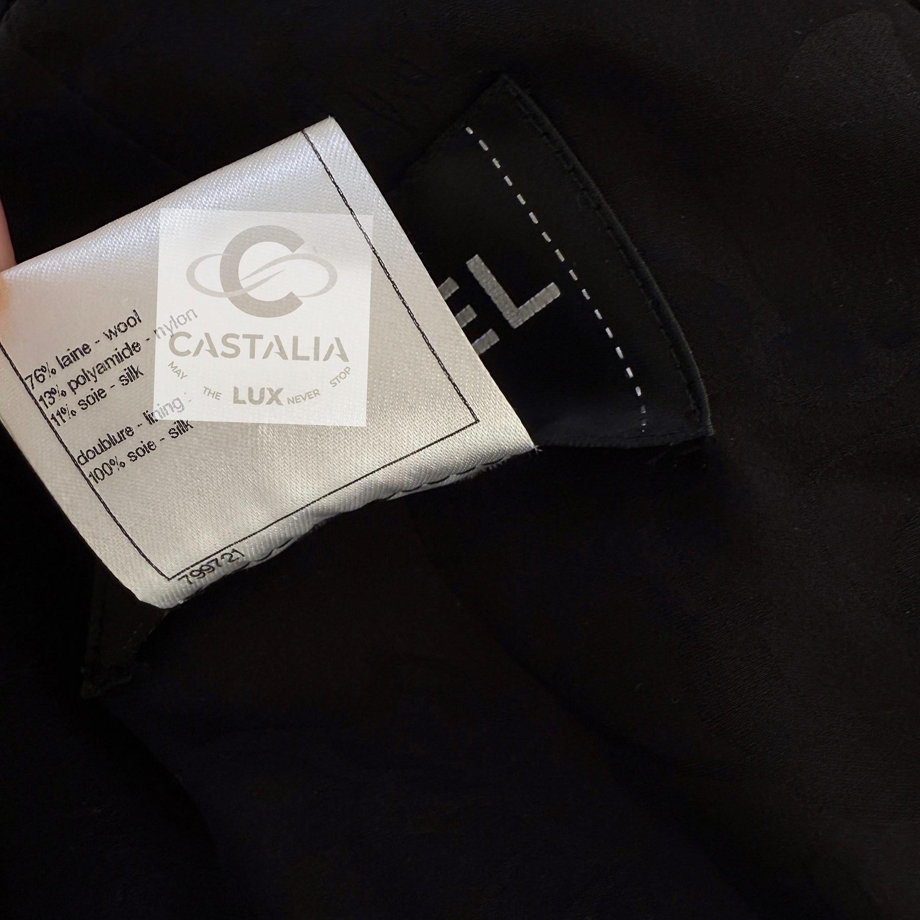 Chanel New CC Gripoix Buttons Black Tweed Cape Jacket 40 FR For Sale 13