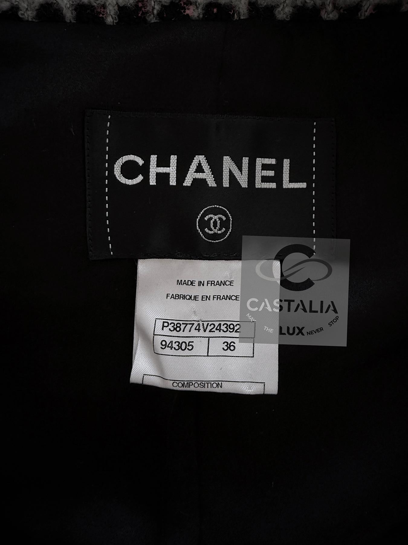 Chanel Neu CC Gripoix Buttons Schwarze Tweed-Jacke mit Knopfleisten 36 FR im Angebot 11