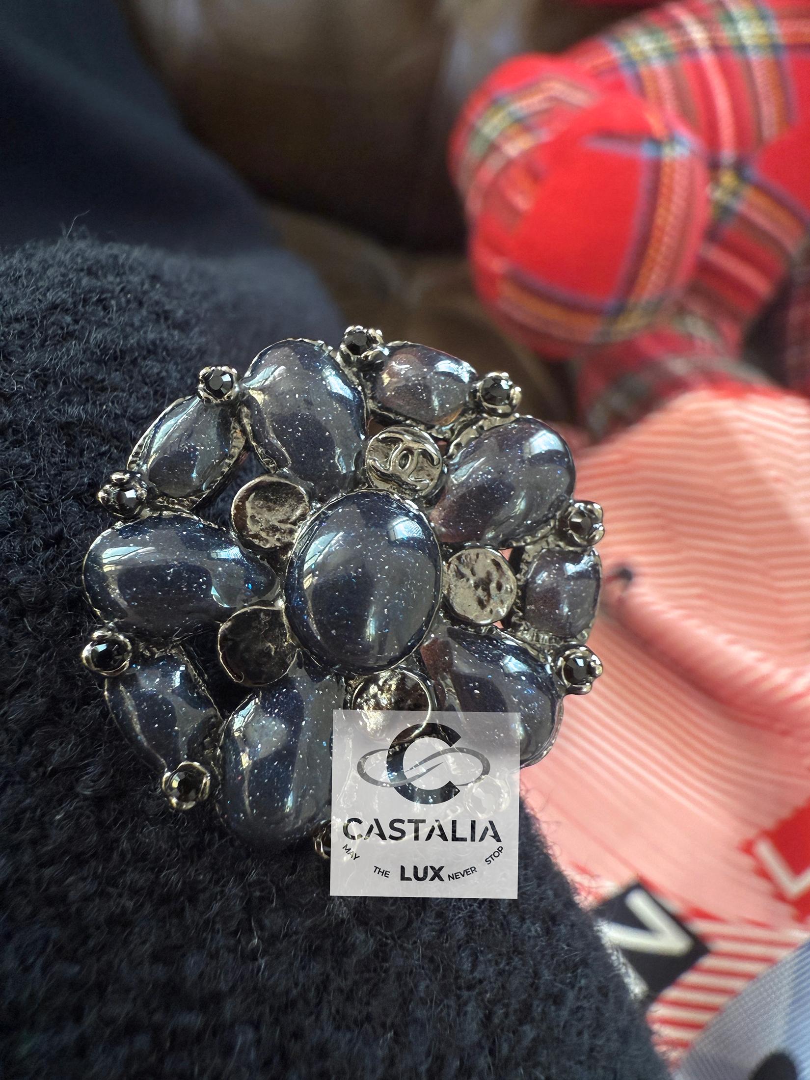 Chanel New CC Gripoix Buttons Tweed Dress 46 FR For Sale 1