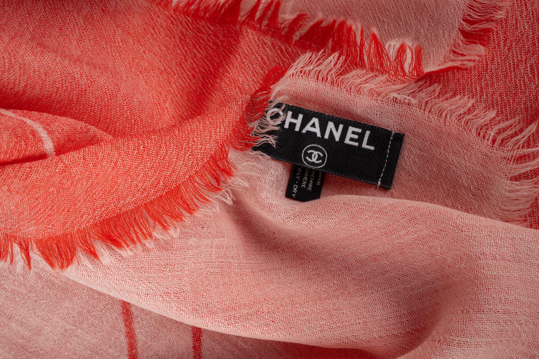 De las mujeres Chal Cachemira Coral Logo Chanel New CC en venta