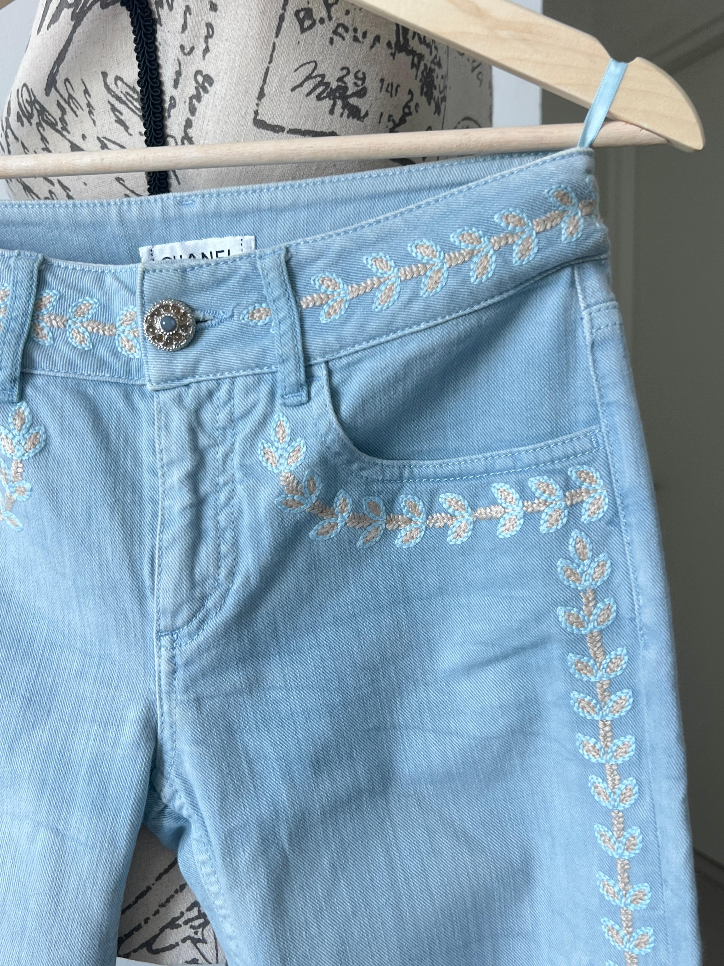 Chanel New CC Logo Embroidery Runway Jeans For Sale 6