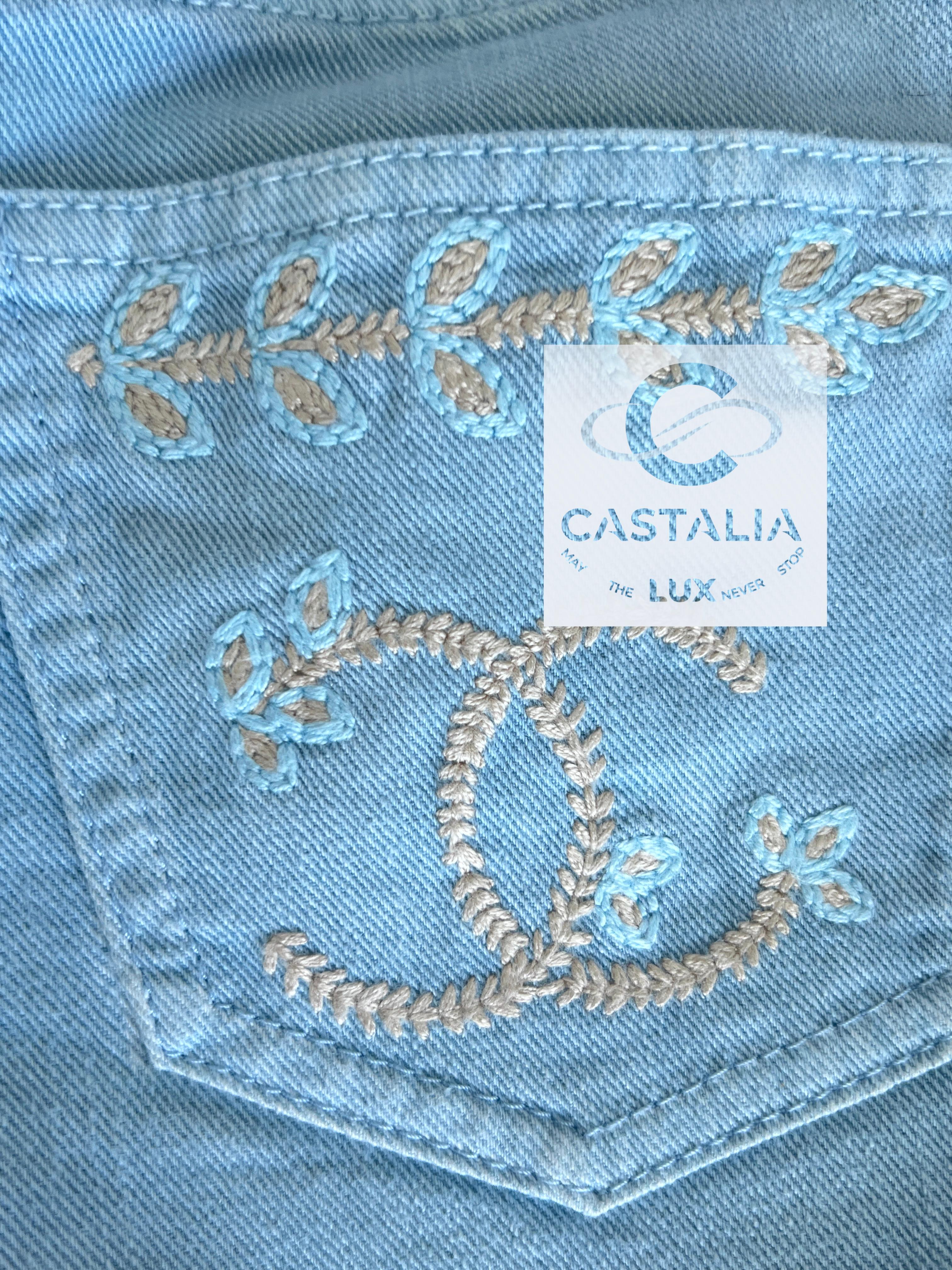 Chanel New CC Logo La Riviera Collection Runway Jeans 34 FR For Sale 5