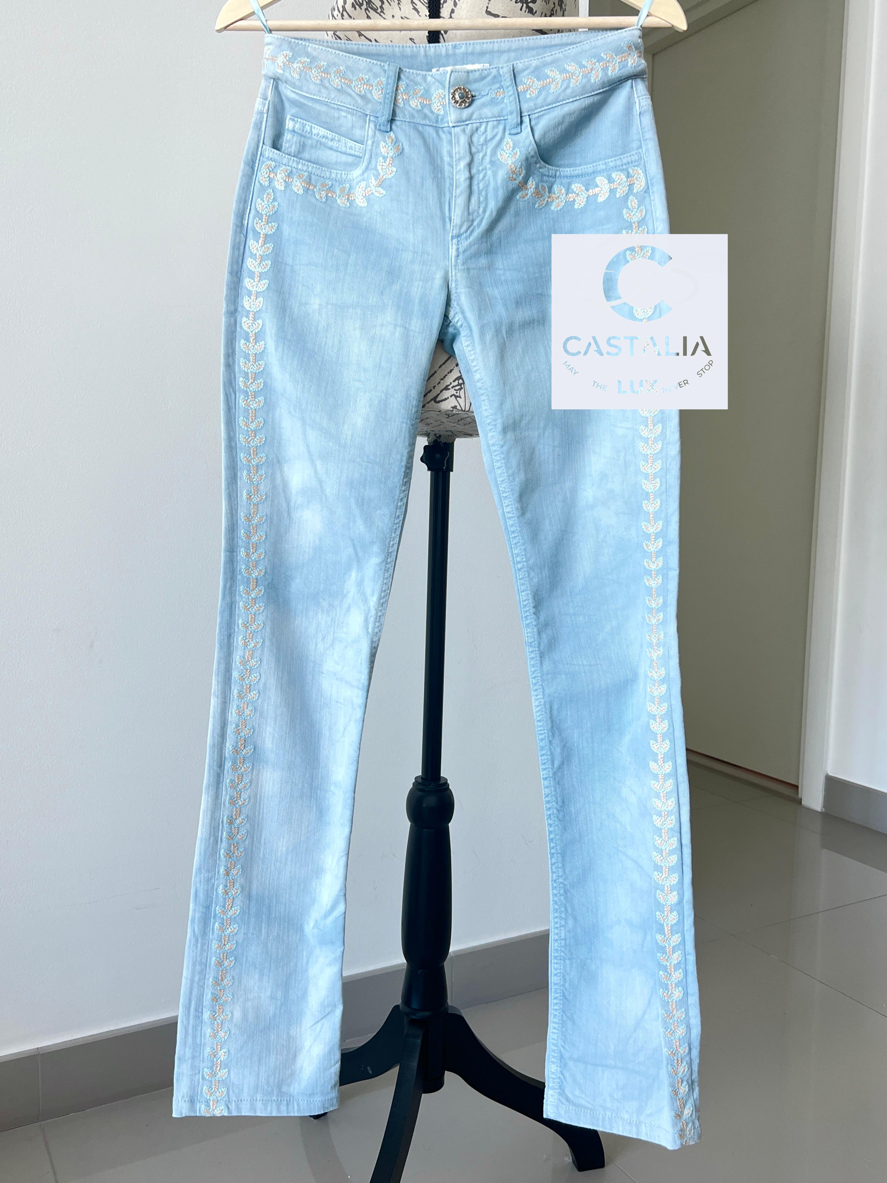 Blue Chanel New CC Logo La Riviera Collection Runway Jeans 34 FR For Sale