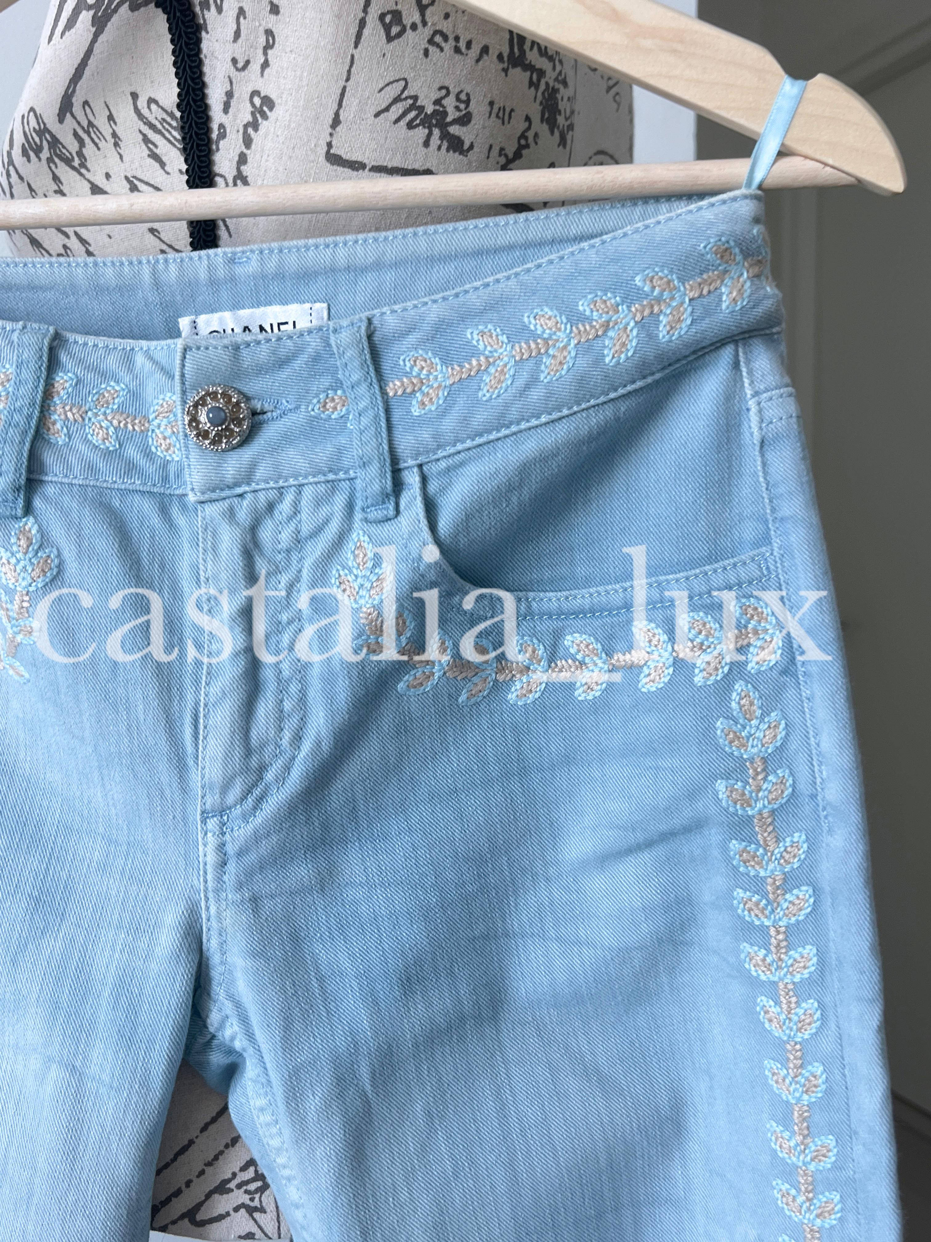 Chanel New CC Logo La Riviera Collection Runway Jeans 7