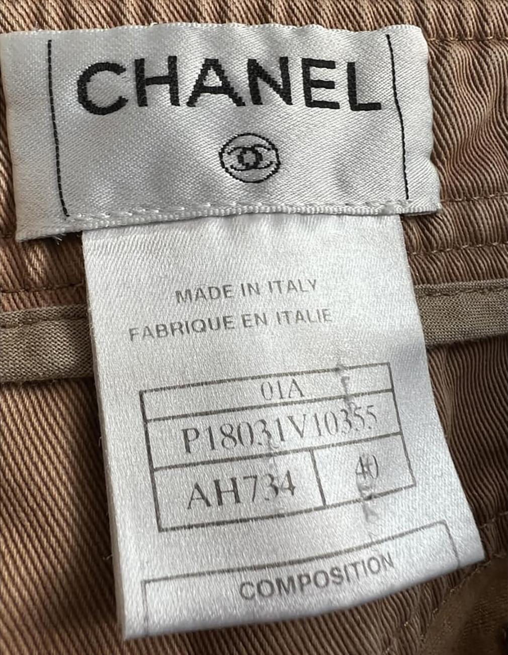 Chanel New CC Logo Patch Flare Detail Jeans For Sale 4
