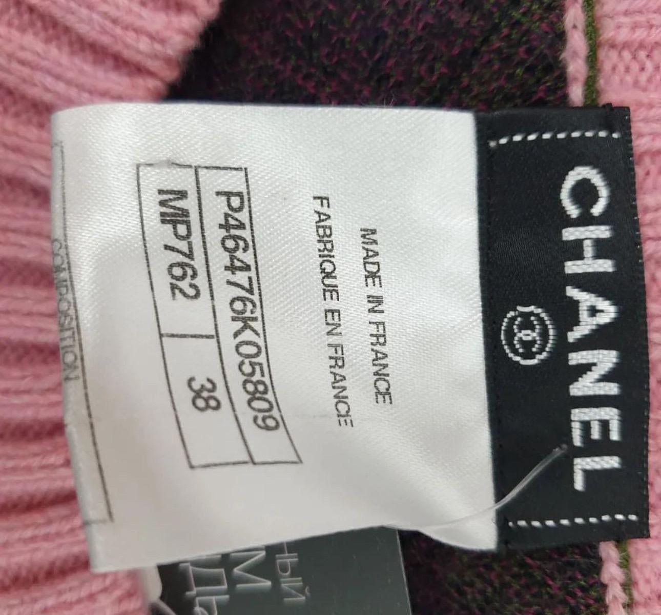 Chanel New CC Patch Kaschmir Schottenkaro-Oberteil Damen im Angebot