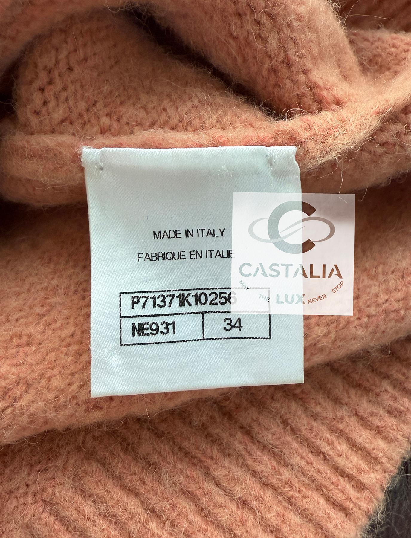 Chanel New CC Turnlock Peach Alpaca Jumper 34 FR For Sale 4