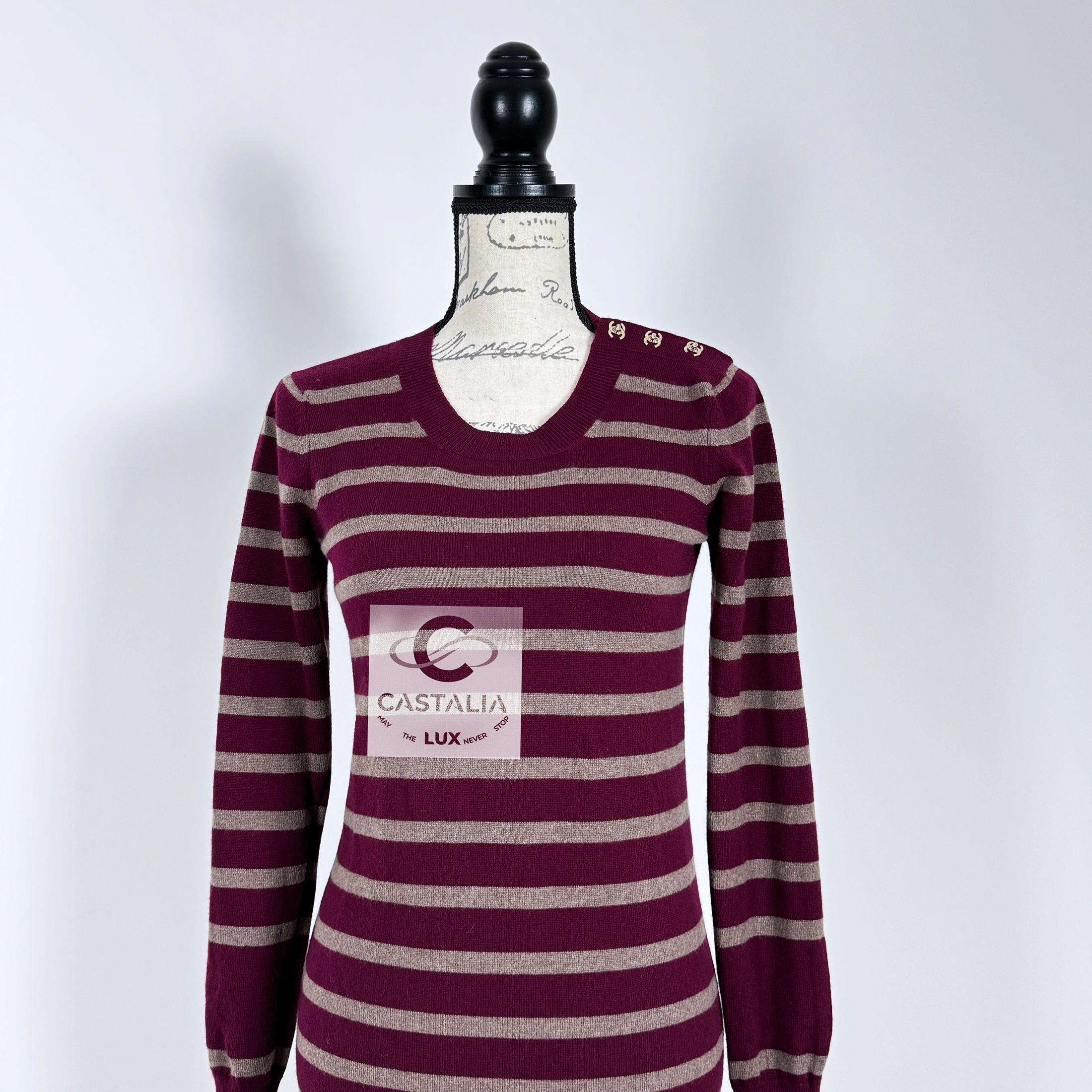 Chanel New CC Turnlocks Burgundy Cashmere Jumper 36 FR For Sale 6