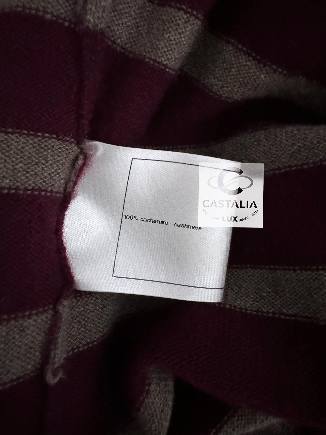 Chanel New CC Turnlocks Burgundy Cashmere Jumper 36 FR For Sale 8