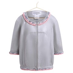 Veste grise chatoyante bordée de maillons de chaîne Chanel, 40 FR