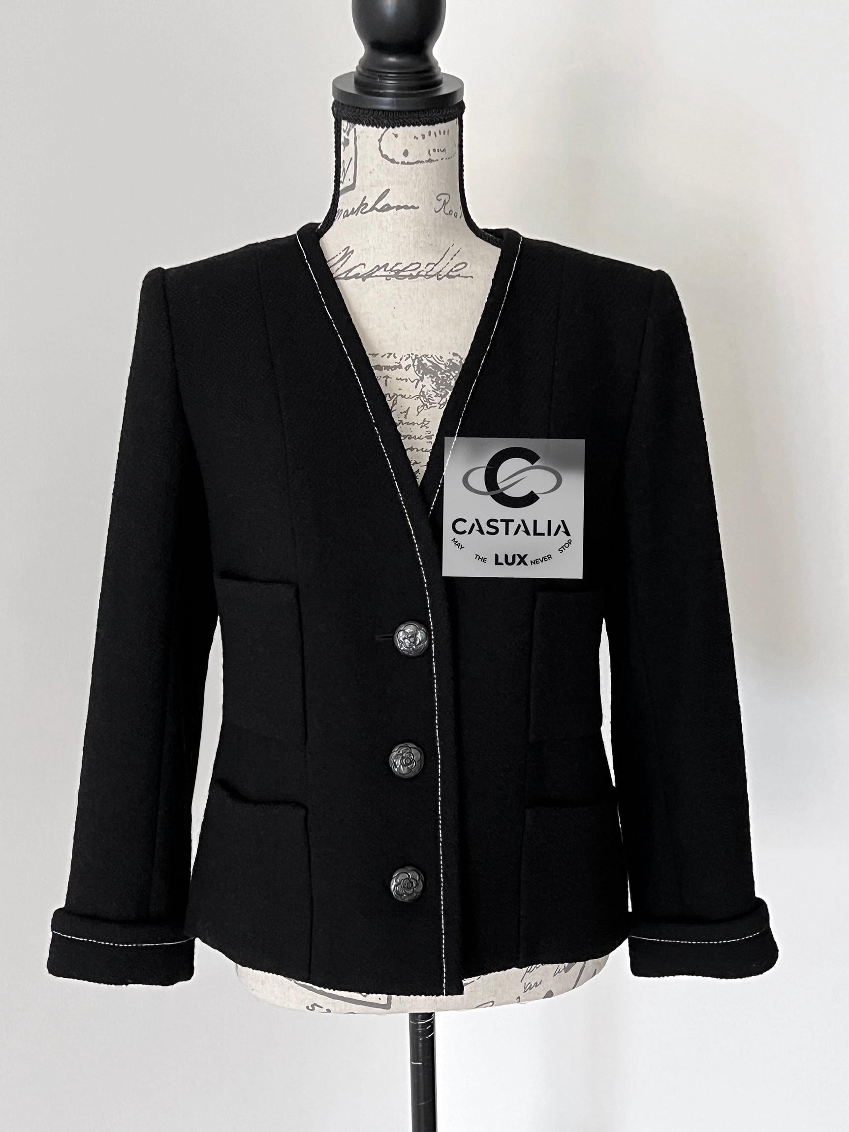 Chanel Neue Coco Brasserie Schwarze Tweed-Jacke aus Tweed 38 FR im Angebot 5