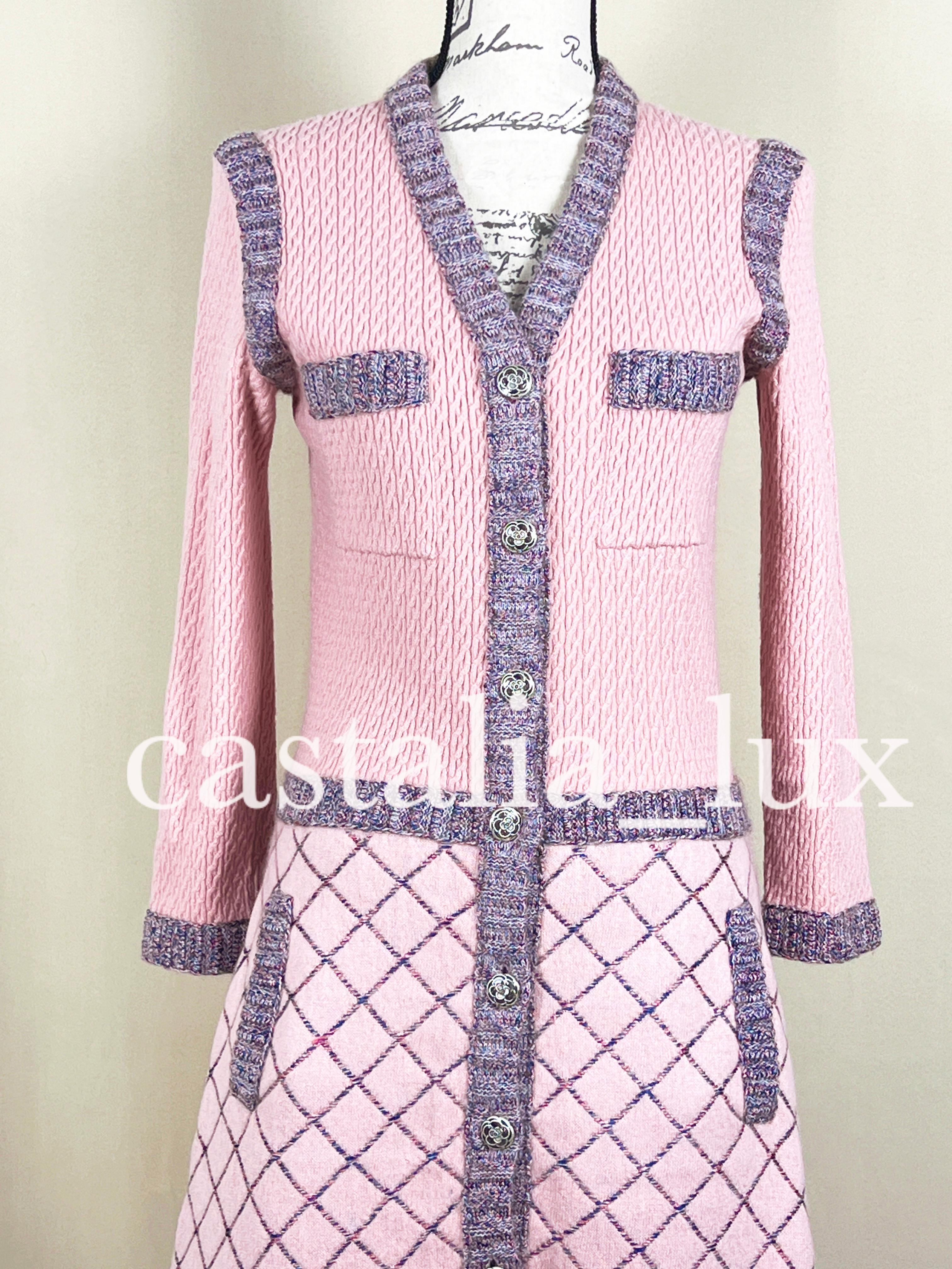 Chanel New Coco Brasserie Icon Quilted Jacket Dress For Sale 7