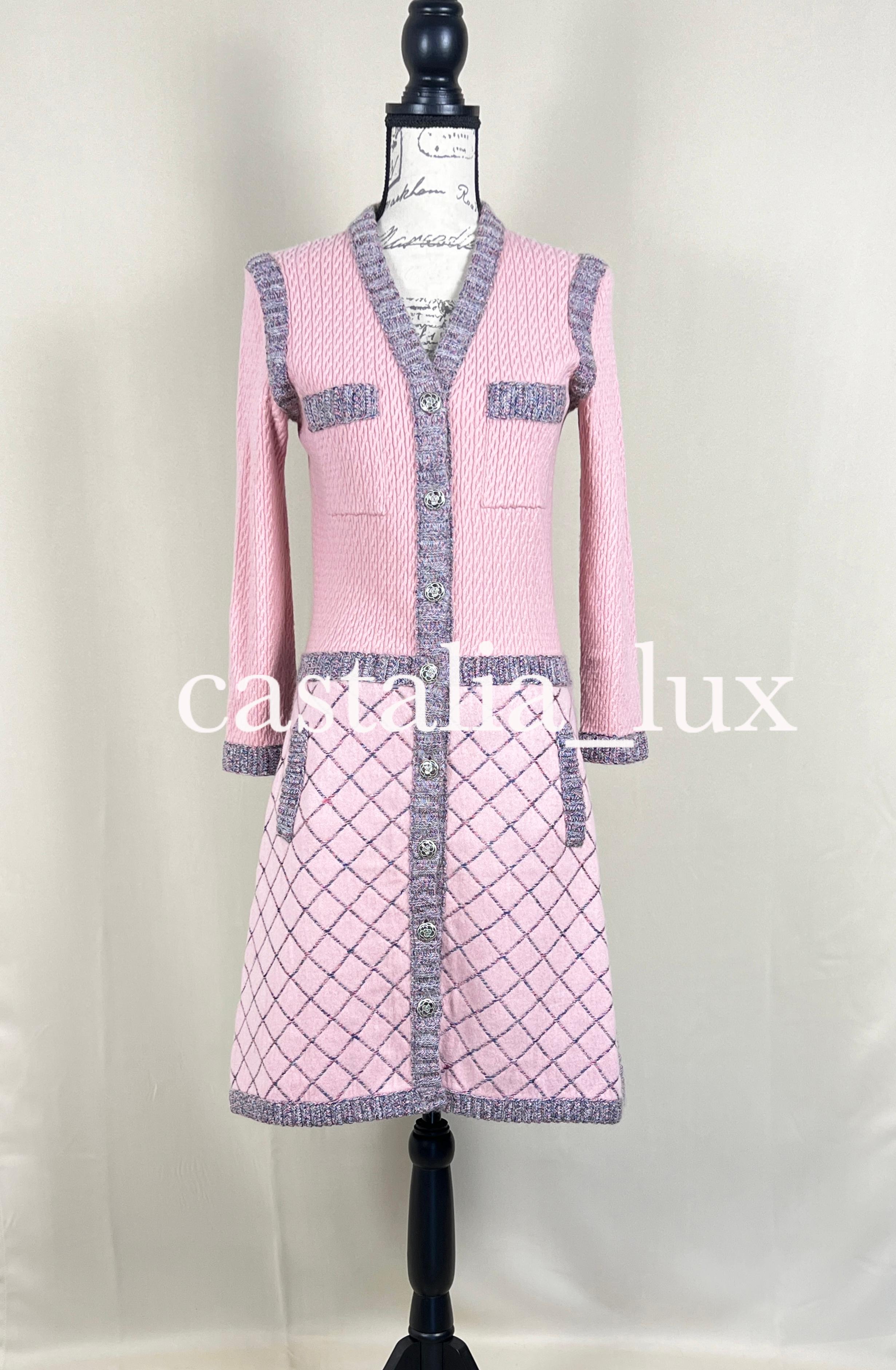 Chanel New Coco Brasserie Icon Quilted Jacket Dress For Sale 8