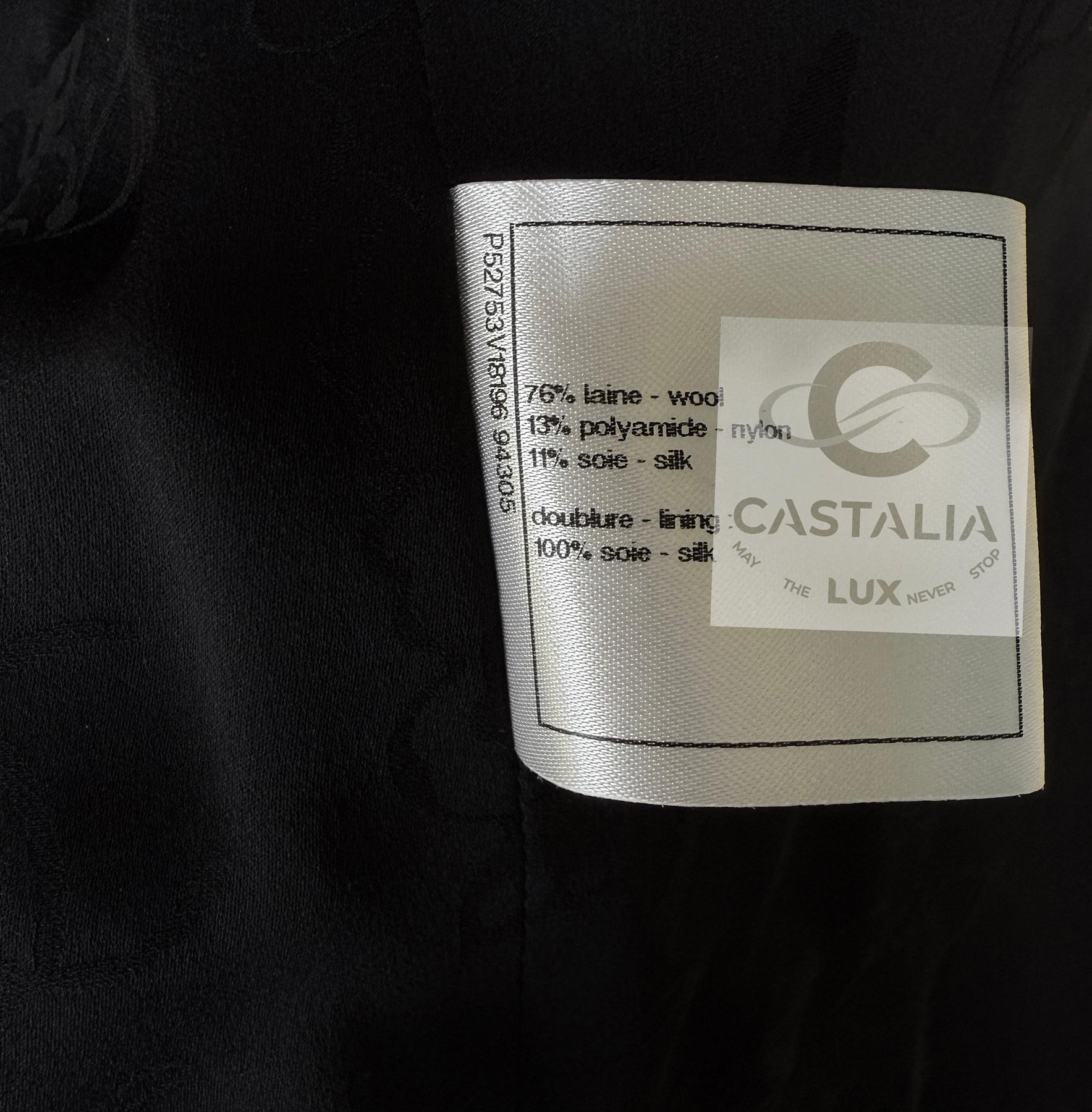 Chanel New Coco Brasserie Timeless Black Tweed Jacket 40 FR For Sale 11