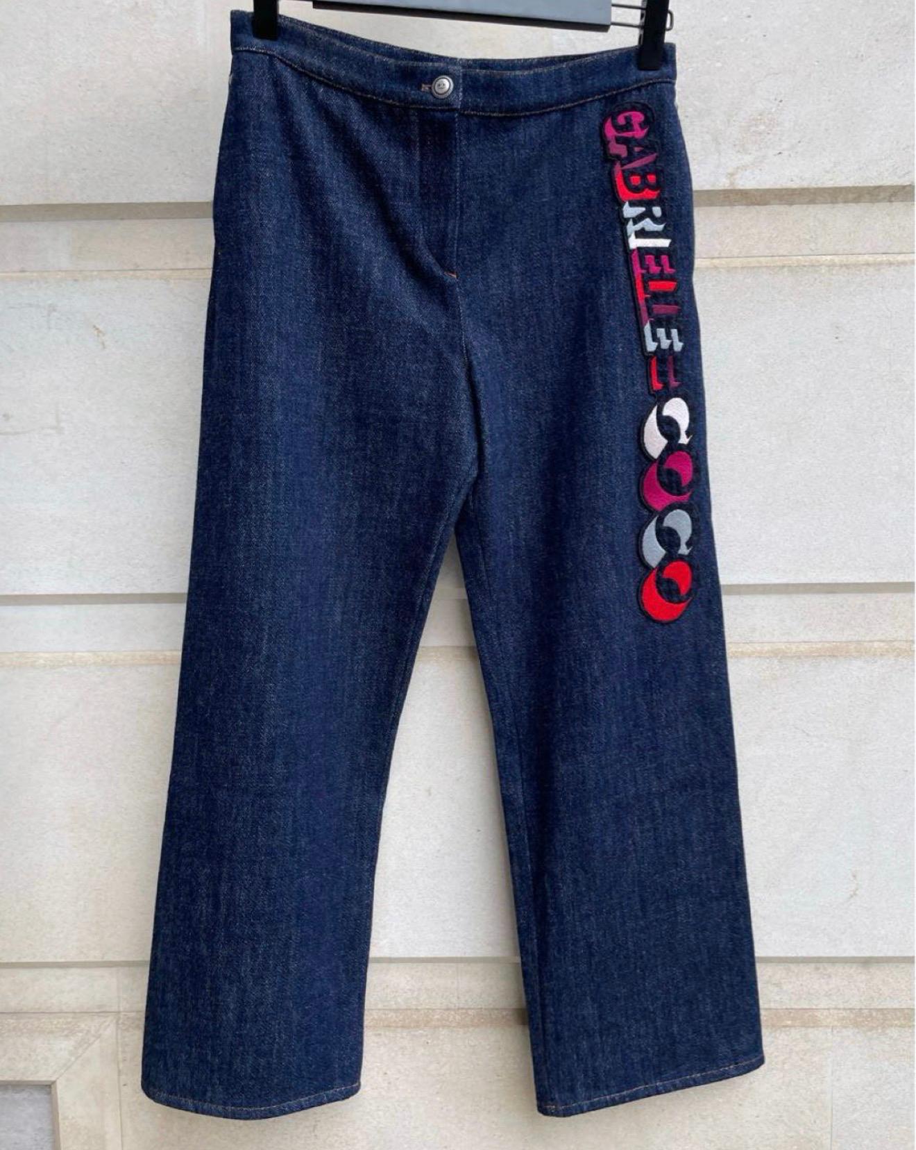 CHANEL New COCO Gabrielle Stickerei Jeans 36 FR (Schwarz) im Angebot