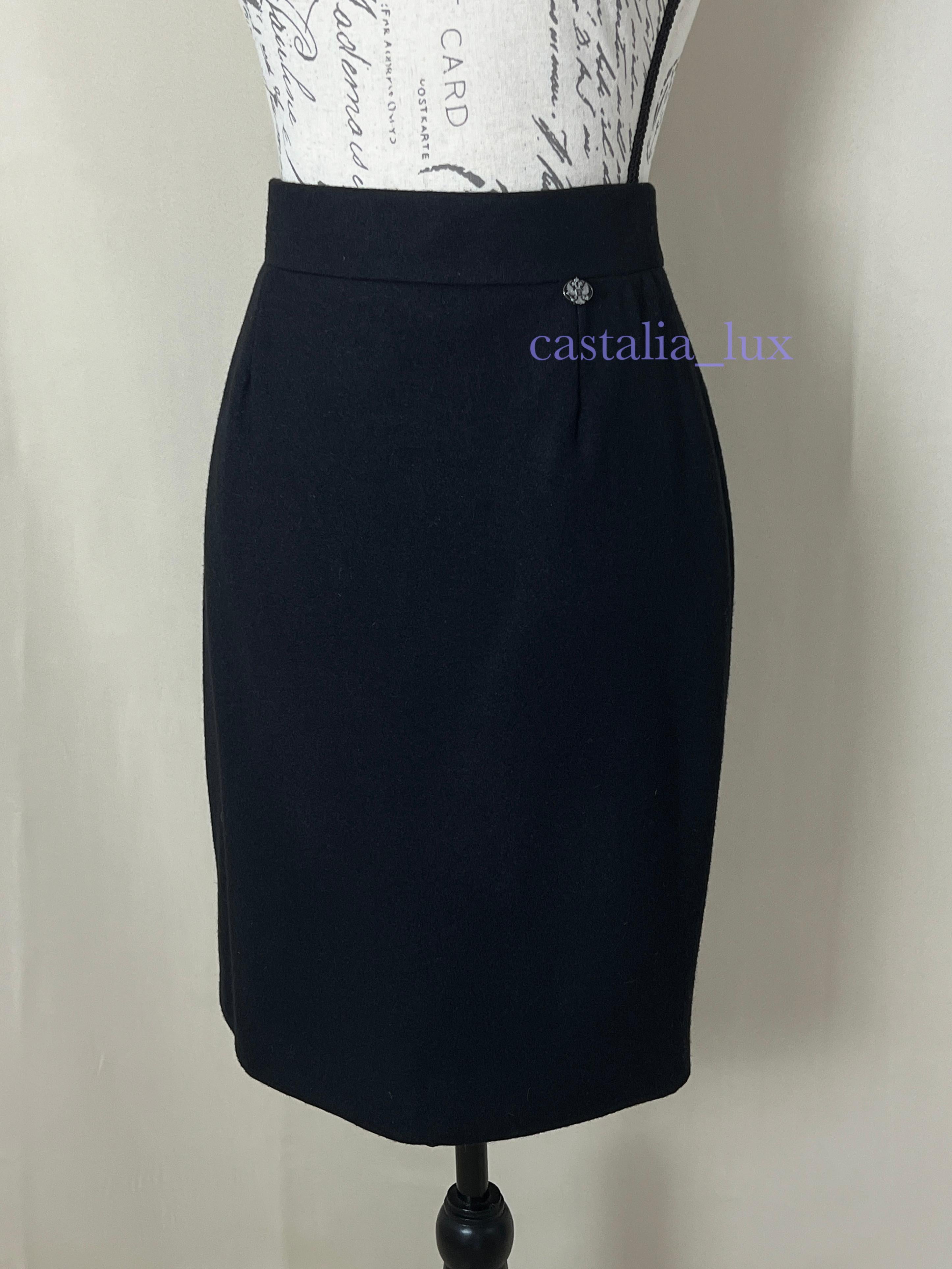 Chanel New Eagle Charm Black Pencil Skirt For Sale 3