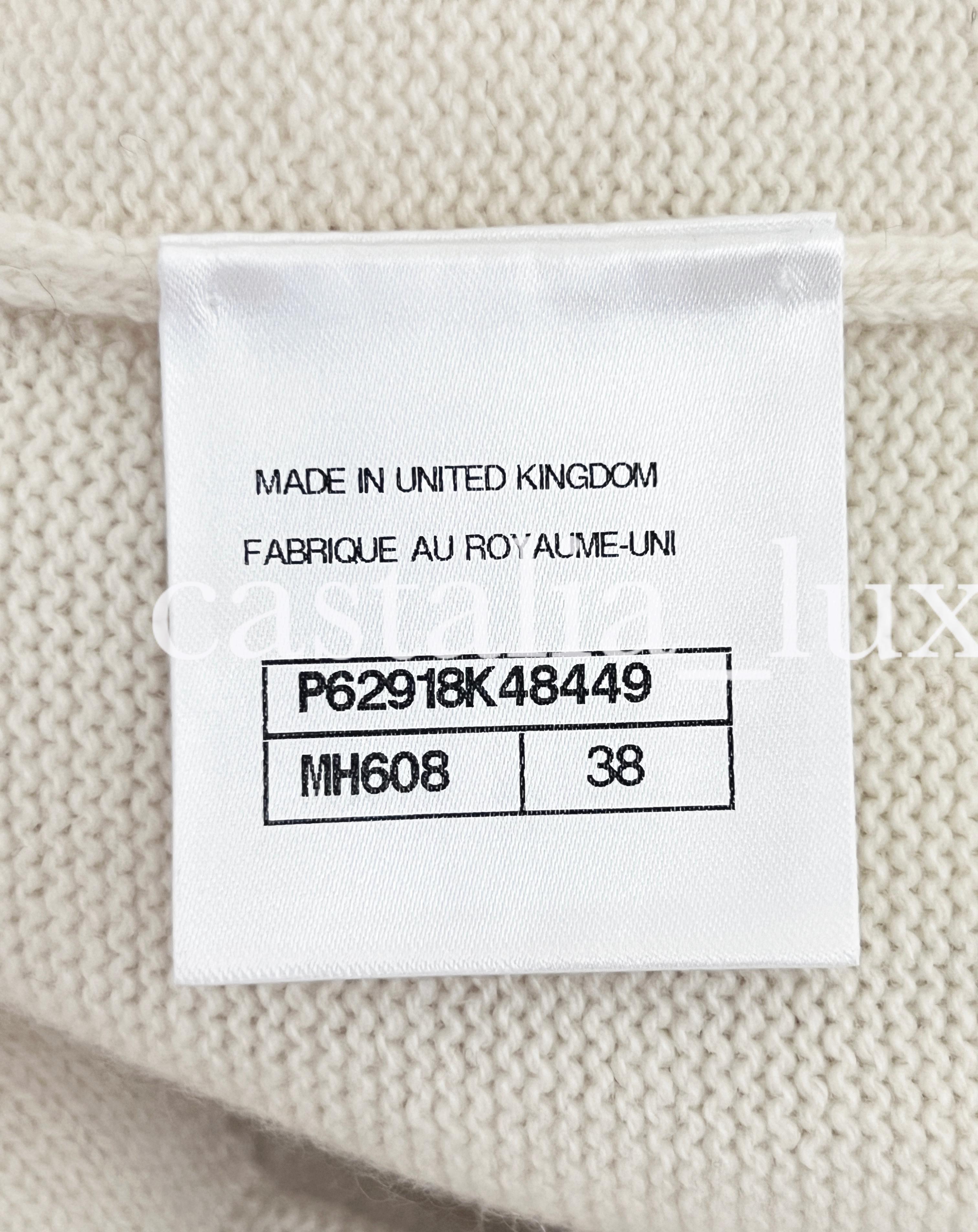 Chanel New Emily In Paris Style Cashmere Cardigan 14