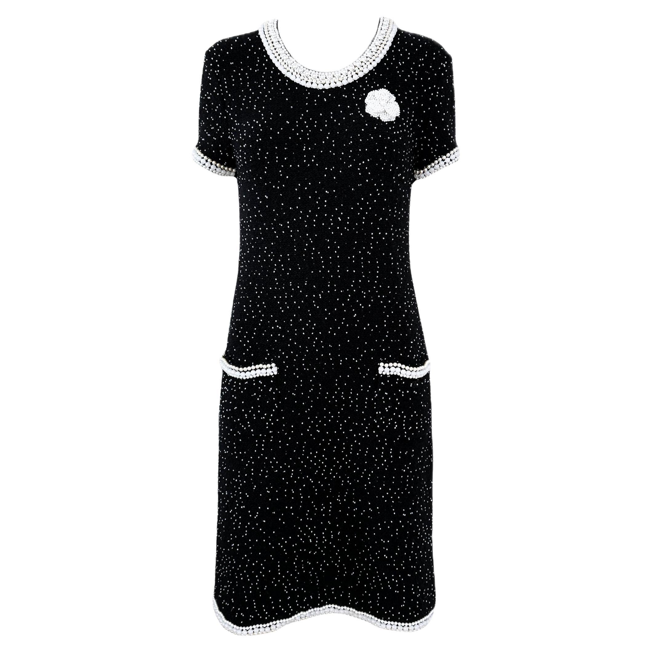 Chanel New Exquisite Pearl Embellished Couture Dress 40 FR in vendita