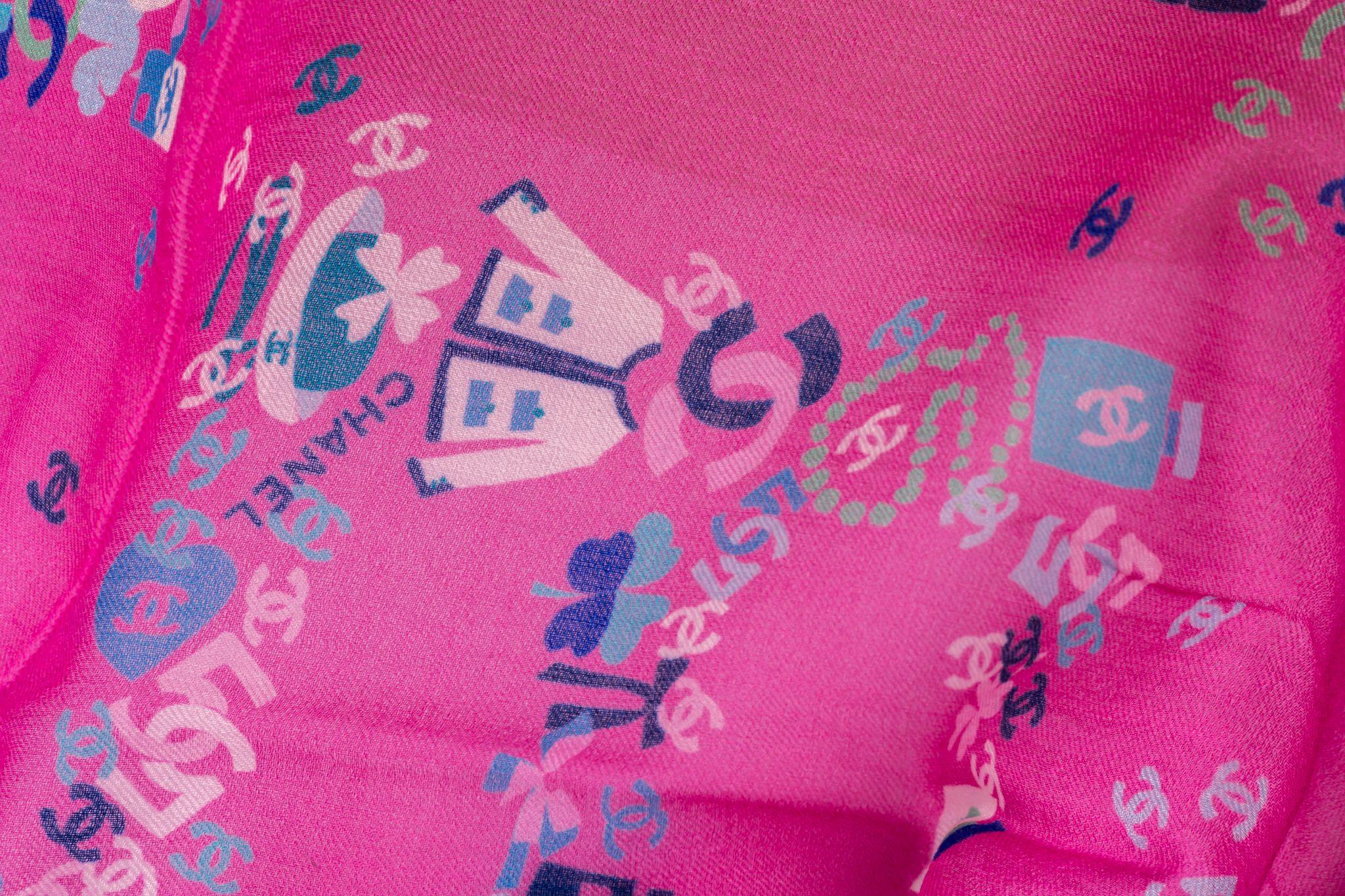 Chanel New Fuchsia Blue Cashmere Shawl In New Condition For Sale In West Hollywood, CA