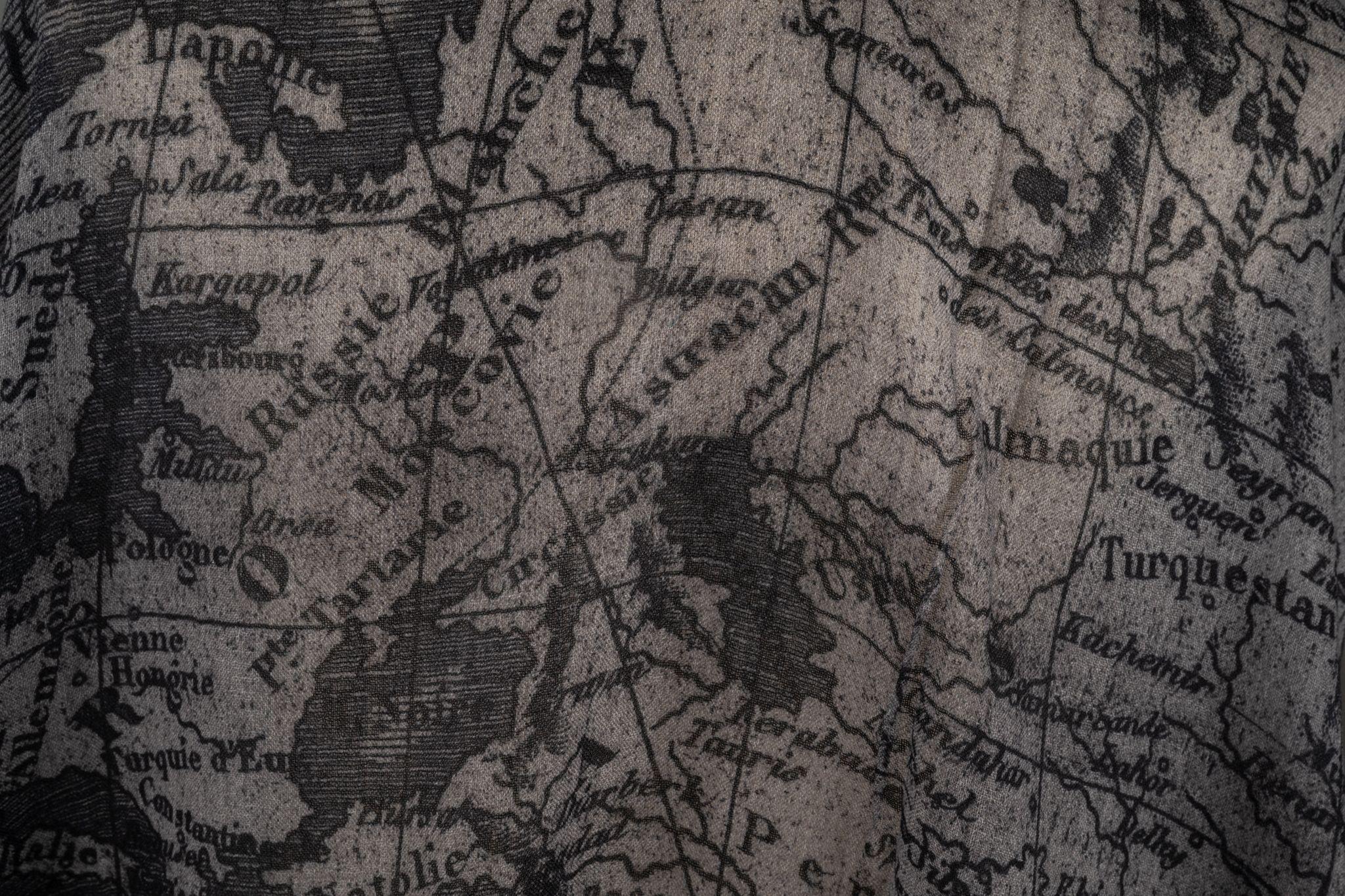 De las mujeres Chal Chanel Nuevo Mapa Gris Cachemira en venta