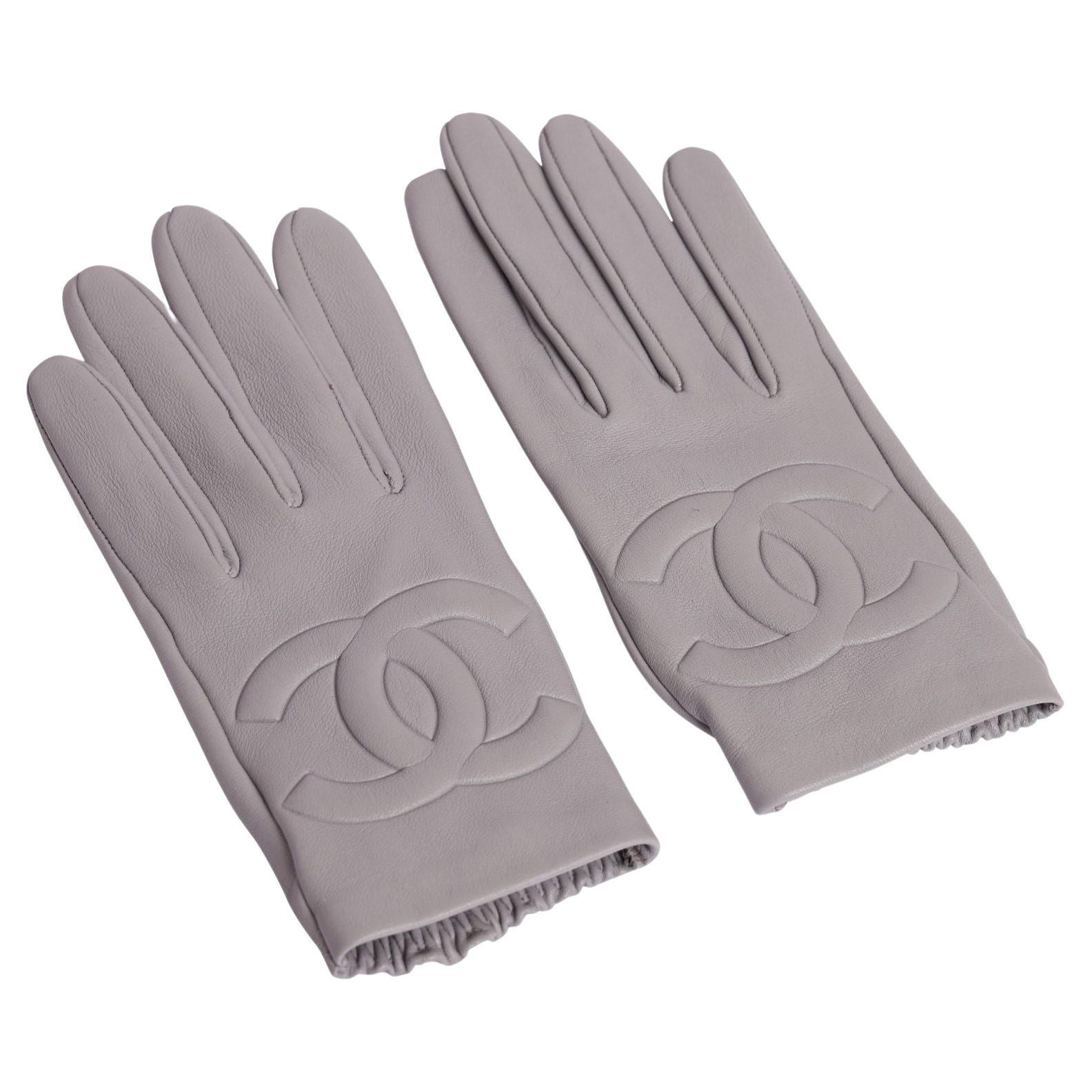 Chanel New Grey Leather Gloves For Sale