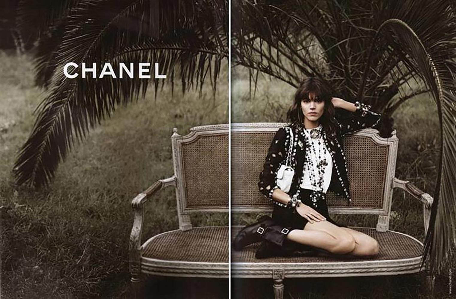 rare, collectors Chanel distressed tweed jacket from Runway of 2011 Spring Ready-to-Wear Collection by Mr Karl Lagerfeld.
As seen on many magazines cover, celebs. Retail price$ 8,800
Took part in famous Ad Campaign shot by genius Peter Lindberg. Had