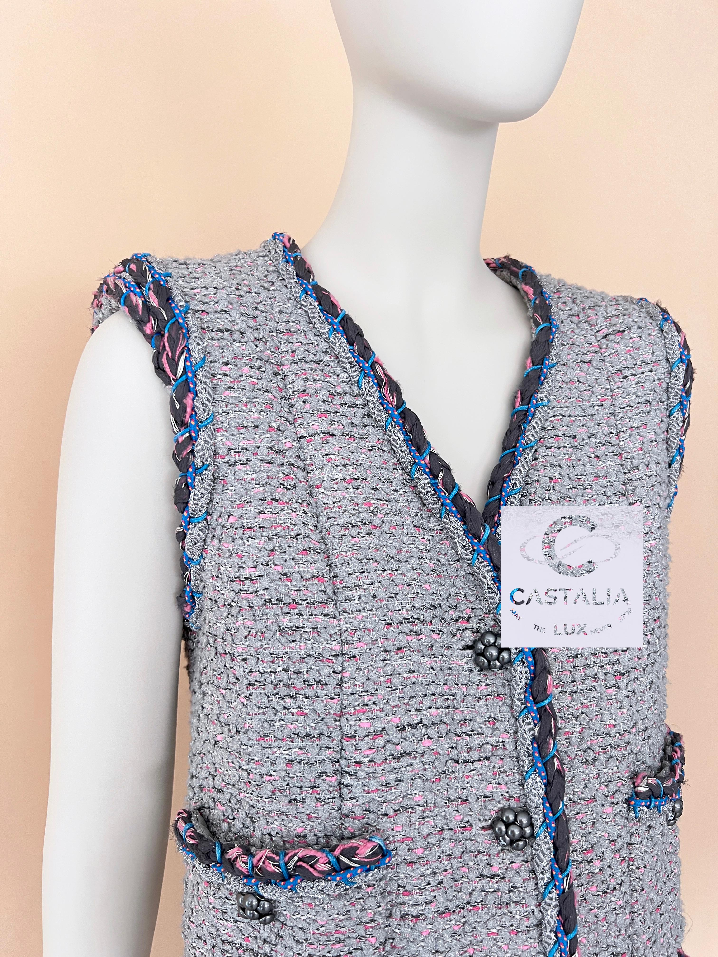 Chanel New Icon Cara Delevingne Runway Tweed Dress 4