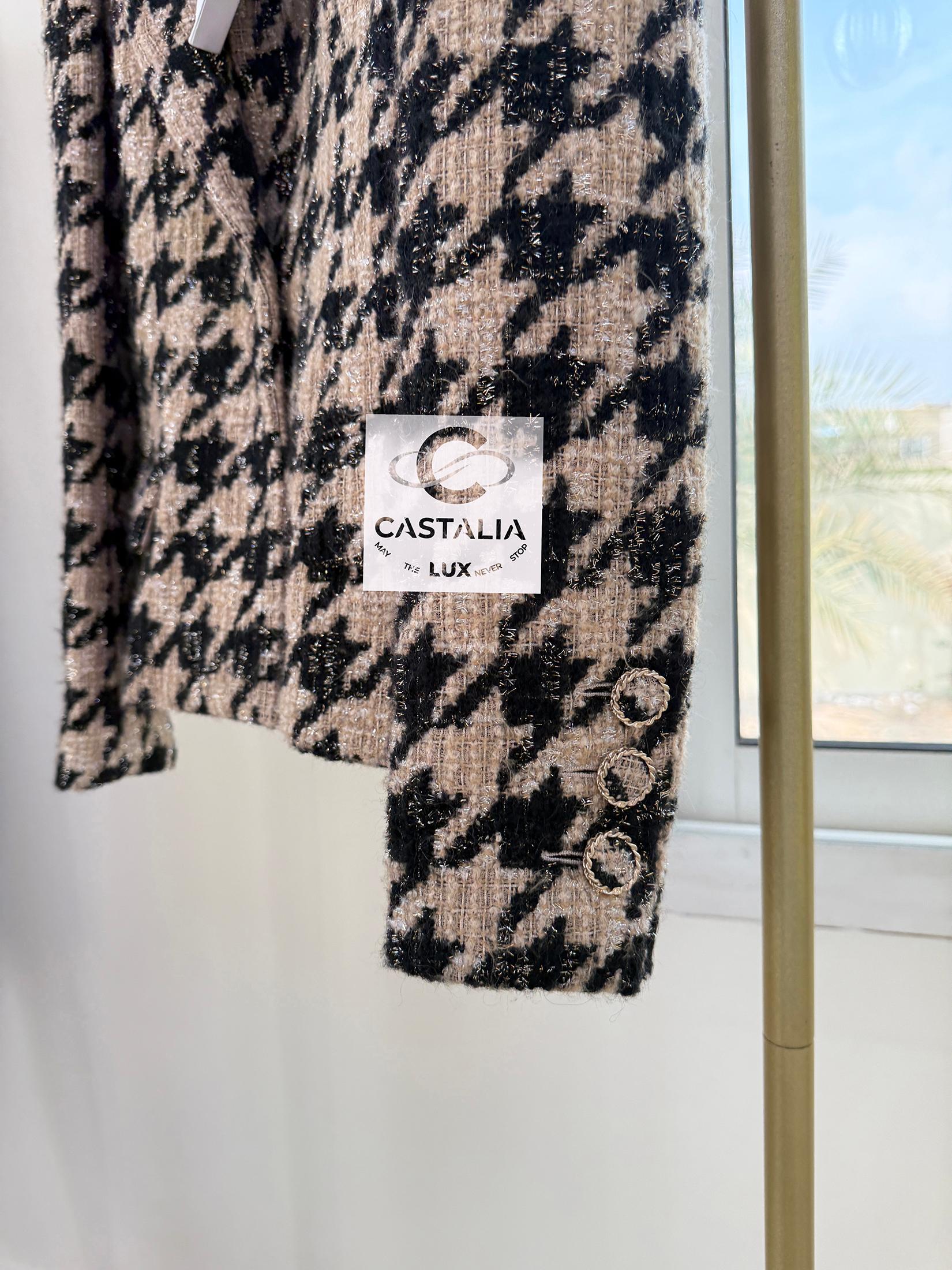 Chanel New Iconic 2019 Fall Houndstooth Tweed Jacket 34 FR 11
