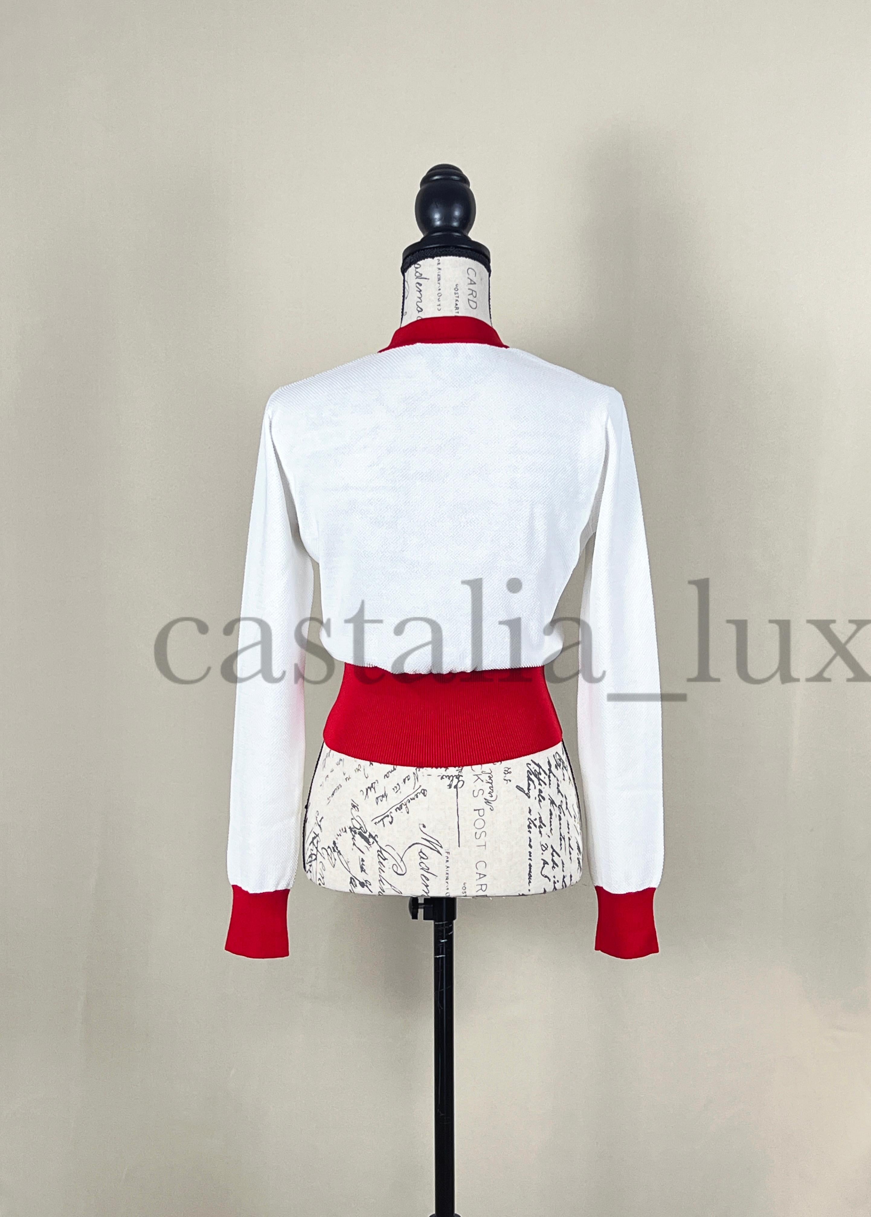 Chanel New Iconic 2019 Spring Logo Runway Cardigan For Sale 11