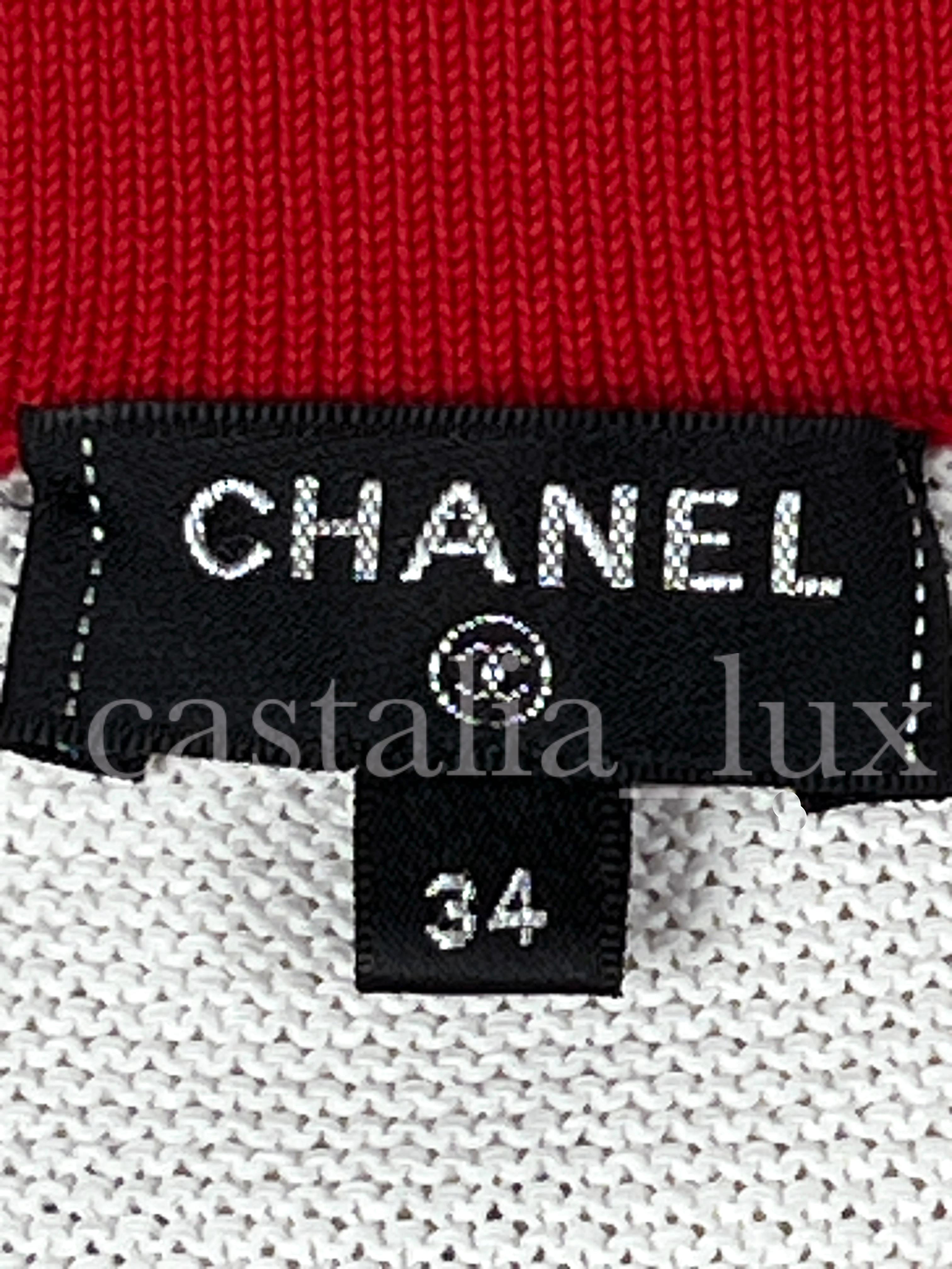 Chanel New Iconic 2019 Spring Logo Runway Cardigan en vente 12
