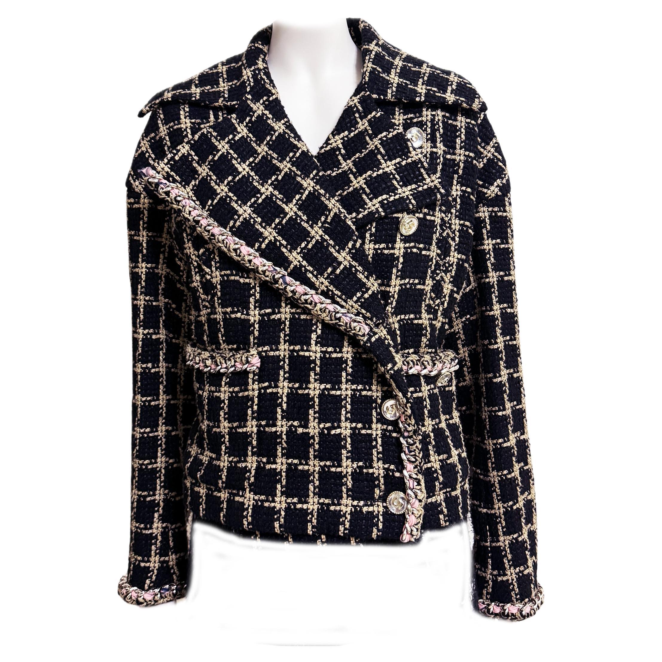 Chanel Nuova Campaigner Iconica Giacca in tweed nero con catene 36 FR